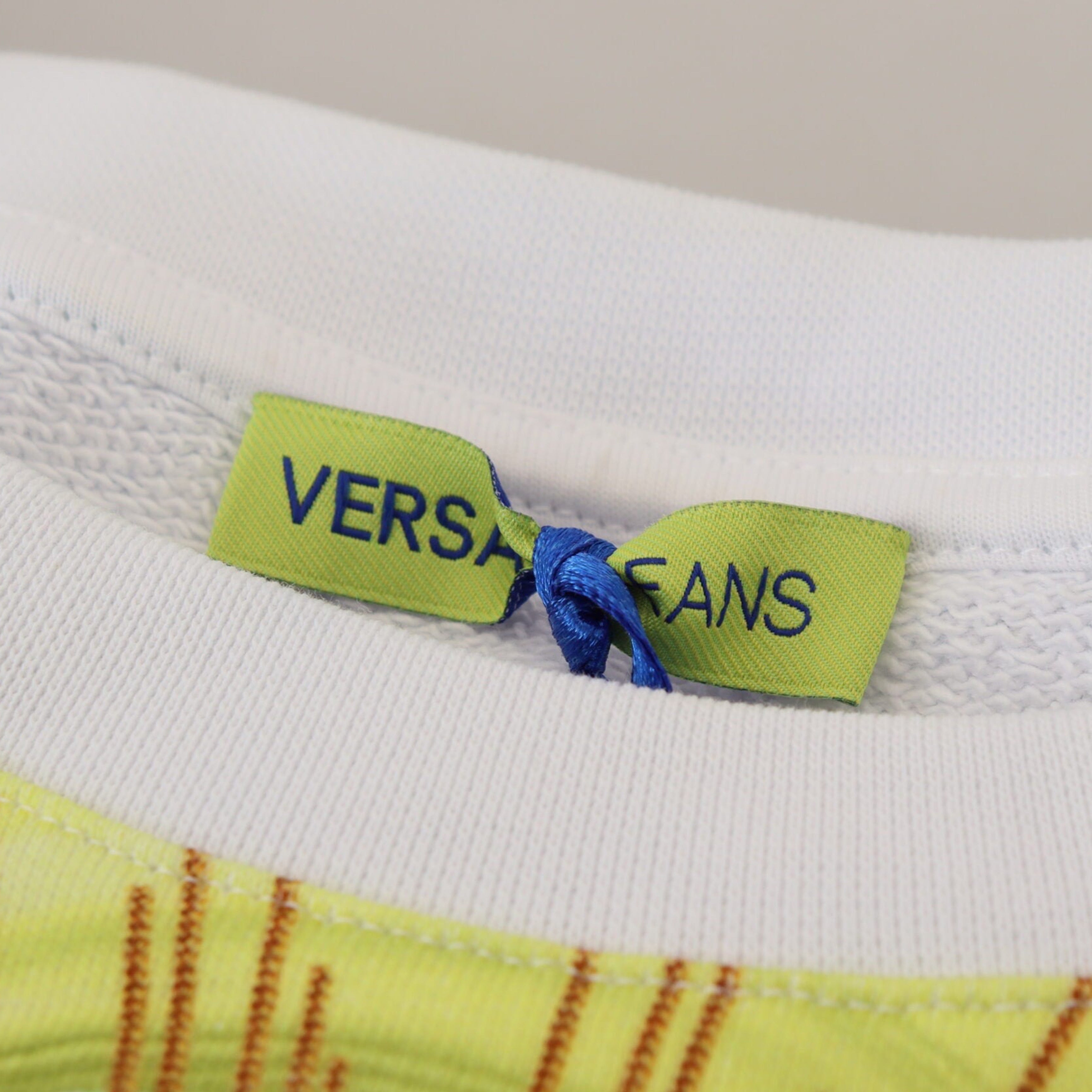 Дамска памучна блуза с дълъг ръкав Versace Jeans в бяло