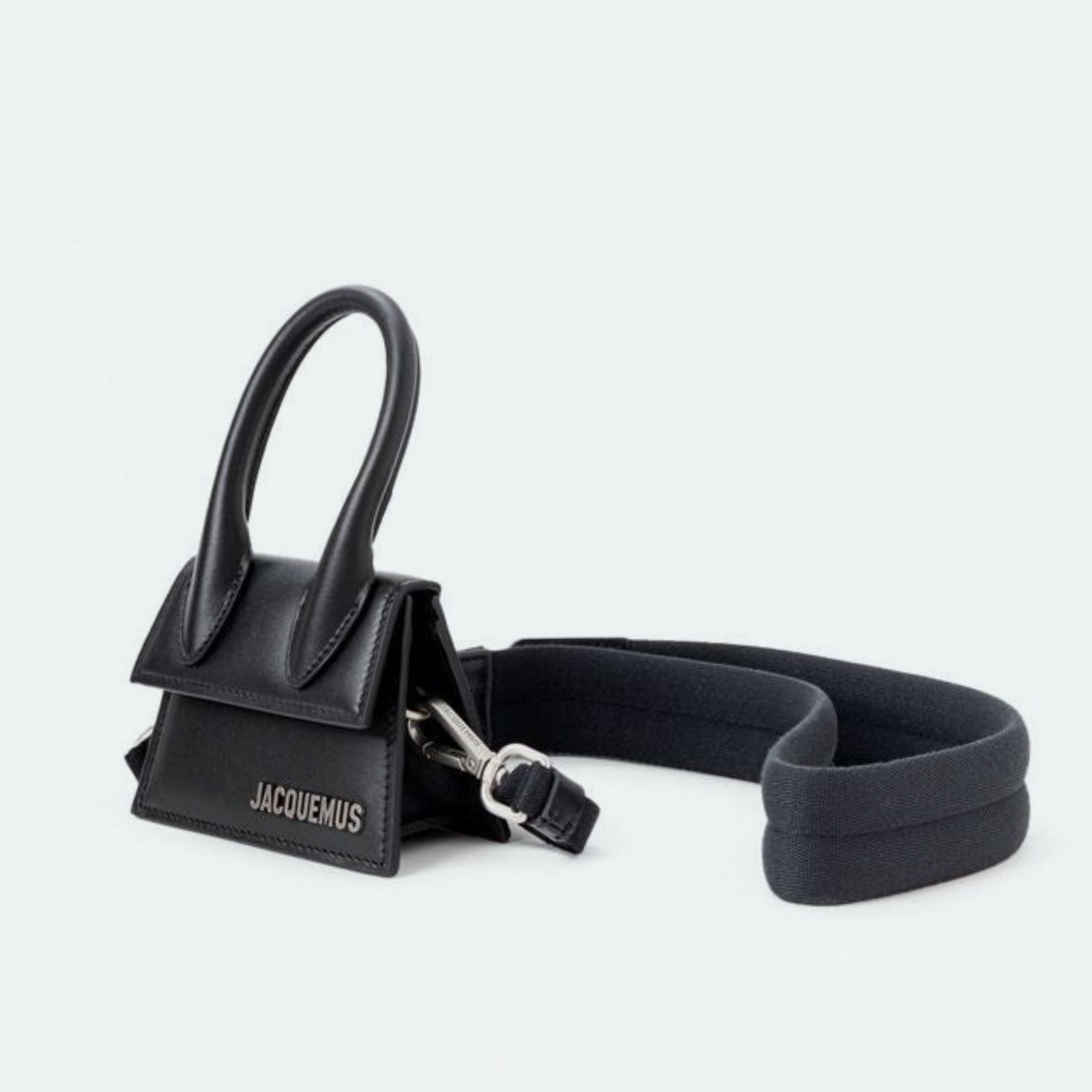 Дамска мини чантичка от естествена кожа Mini Le Chiquito Black Leather Bag Jacquemus 216BA0013061990