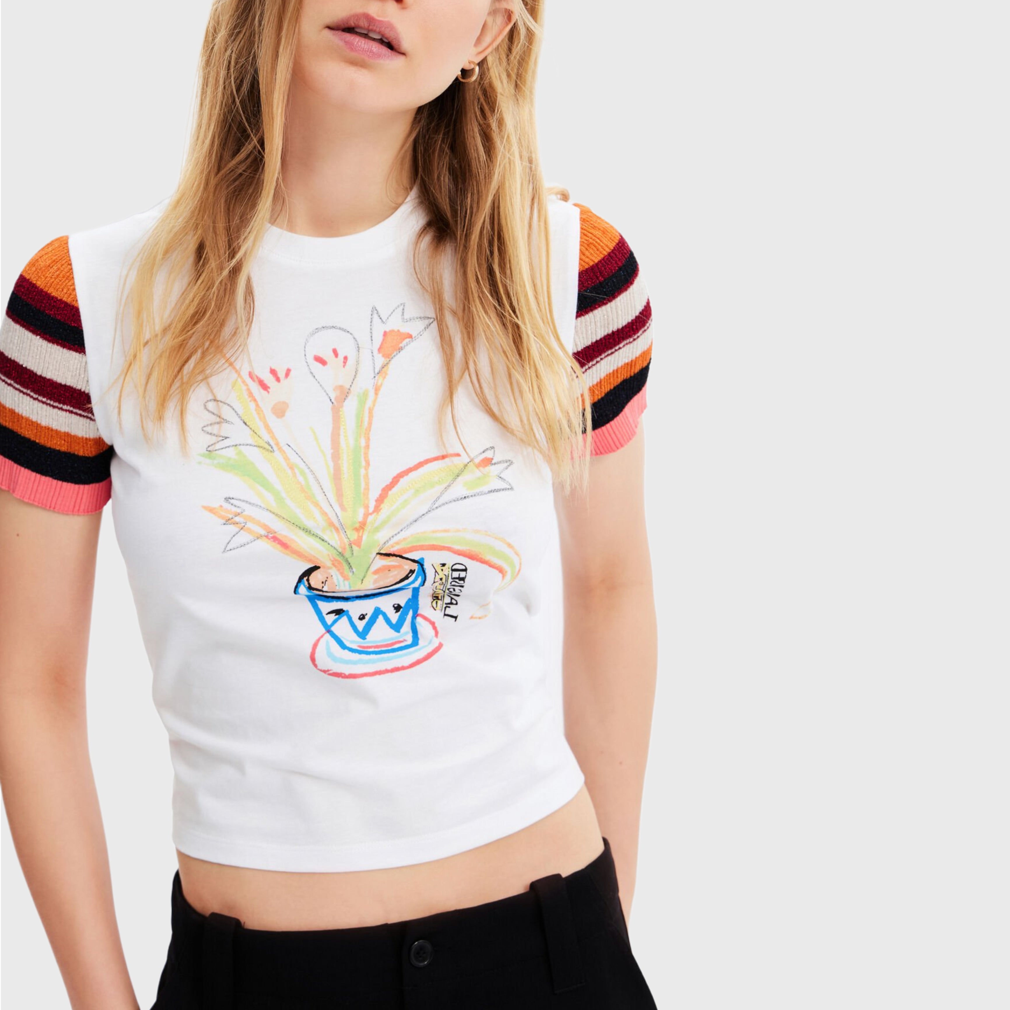 Дамска памучна тениска Women’s knit striped t-shirt Desigual
23SWTK80 1000S