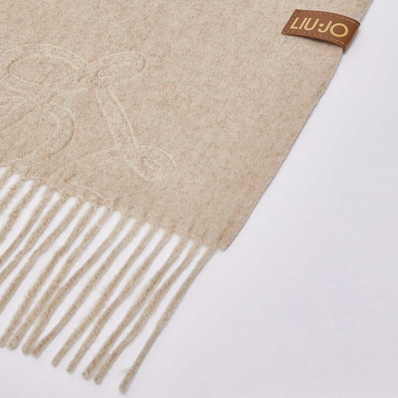 Дамски шал Liu Jo women’s scarf 2F6033T0300 00070 Close-up