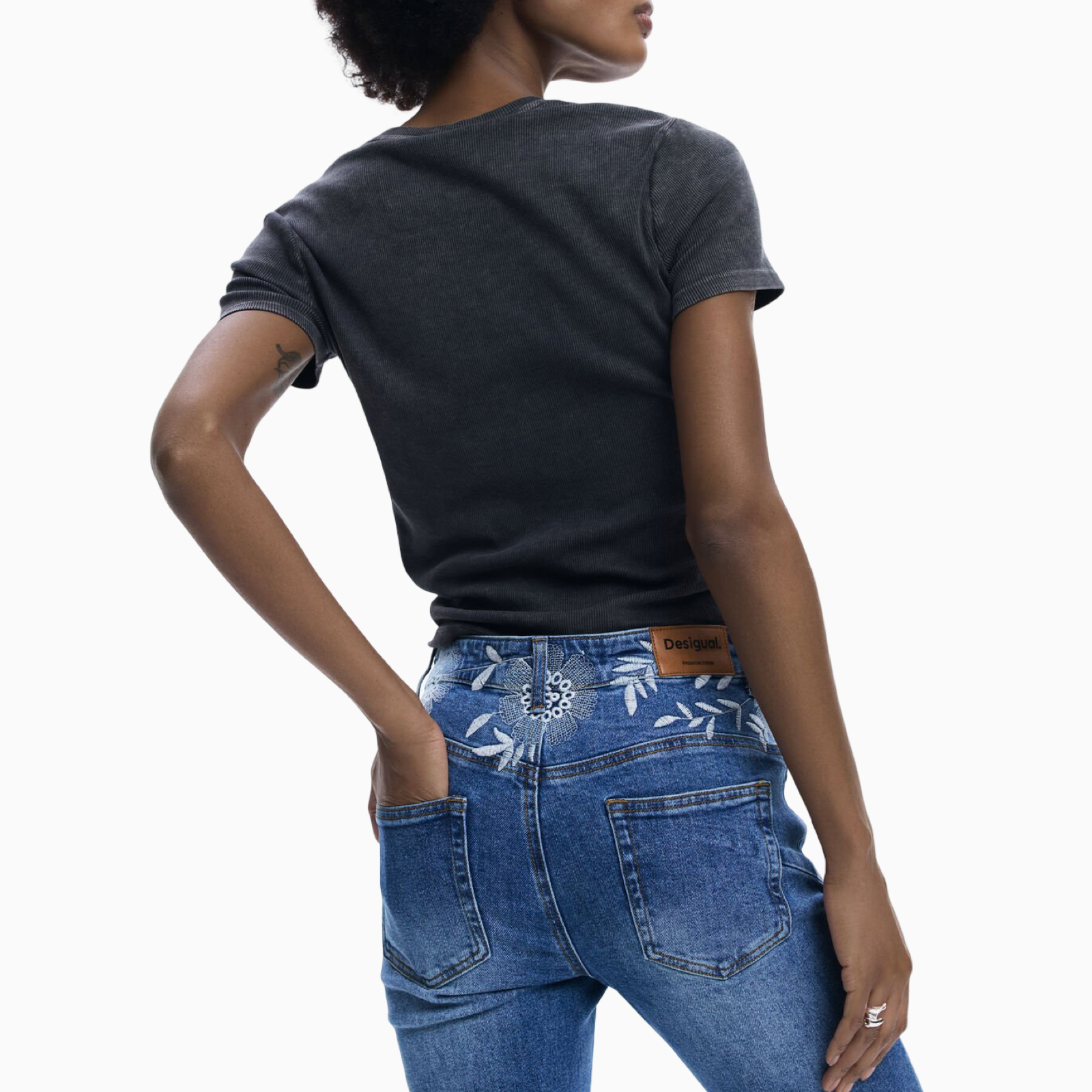 Дамски дънки Desigual Women Jeans 26SWDDX6 5053 Close-Up