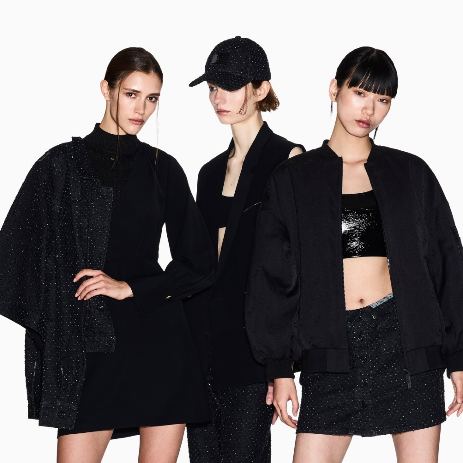 Дамска шапка Armani Exchange Women Cap XW001894 AF18855 MC329 Model View