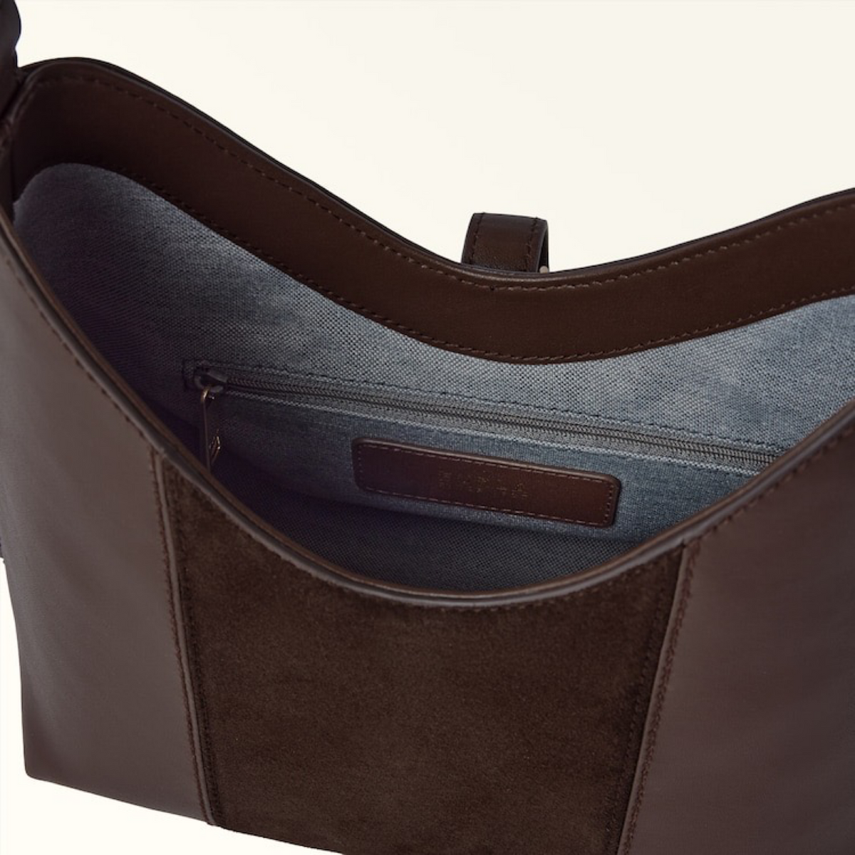 Дамска чанта Furla Goccia S Shoulder Bag WB01979 BX3158 1007 4286S Inside View
