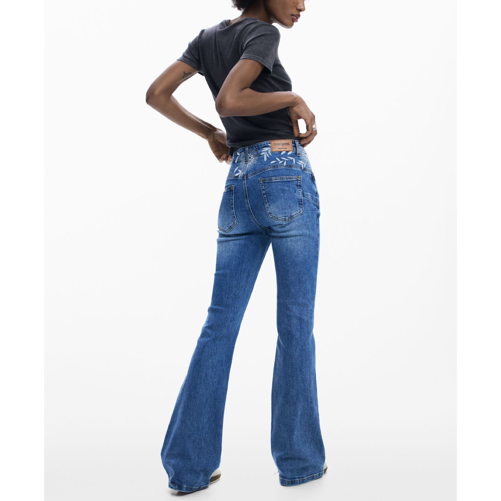 Дамски дънки Desigual Women Jeans 26SWDDX6 5053 Back View