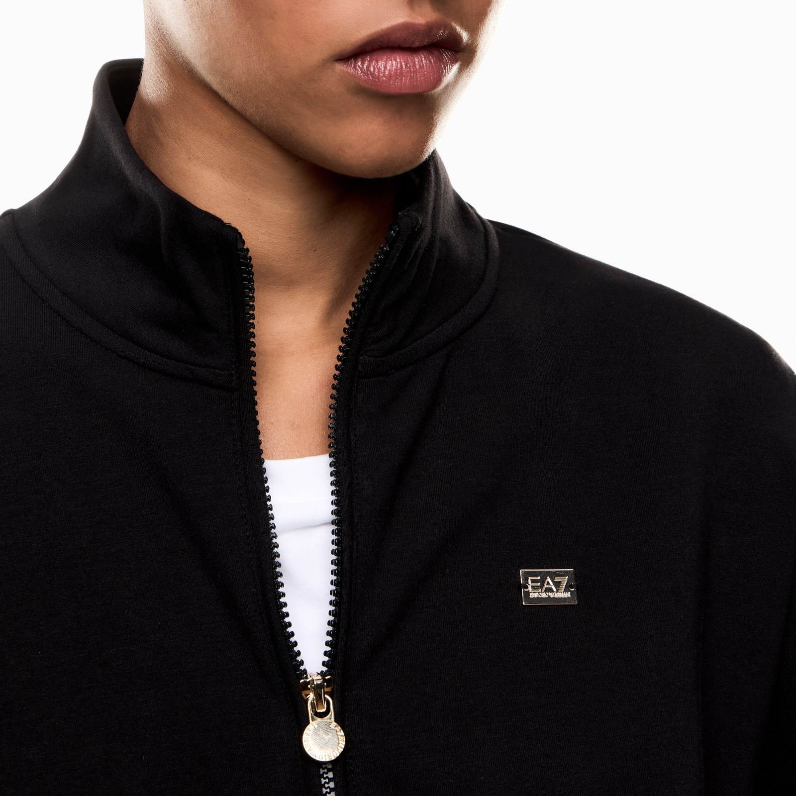 Дамски екип EA7 Emporio Armani Women Tracksuit 7W000463 AF13135 UC001 Close-Up