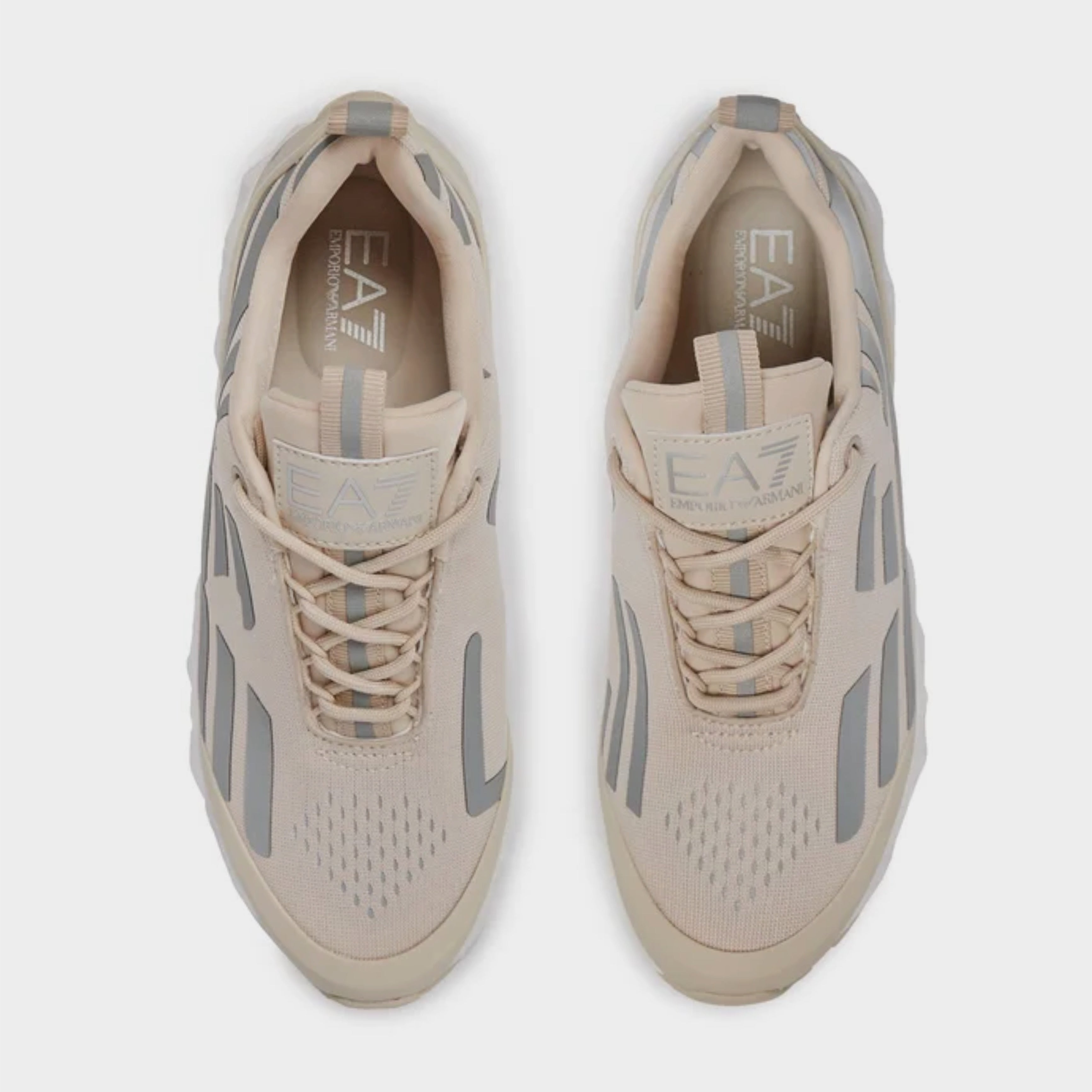 Мъжки маратонки Men’s Ultimate C2 Kombat Sneakers EA7 Emporio Armani
X8X033 XCC52 T558 Beige