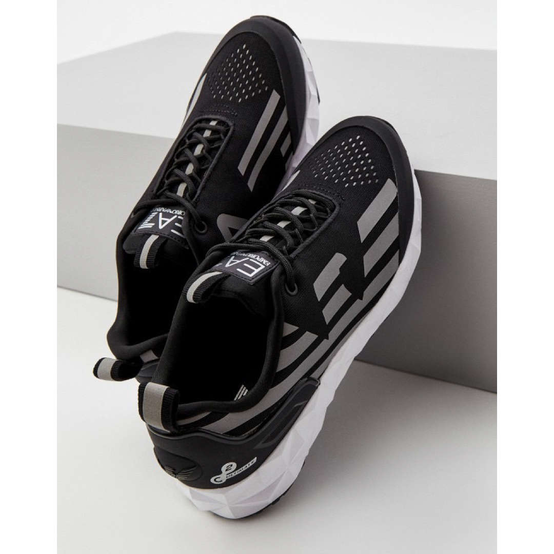 Мъжки маратонки EA7 Emporio Armani
X8X033 XCC52 N629