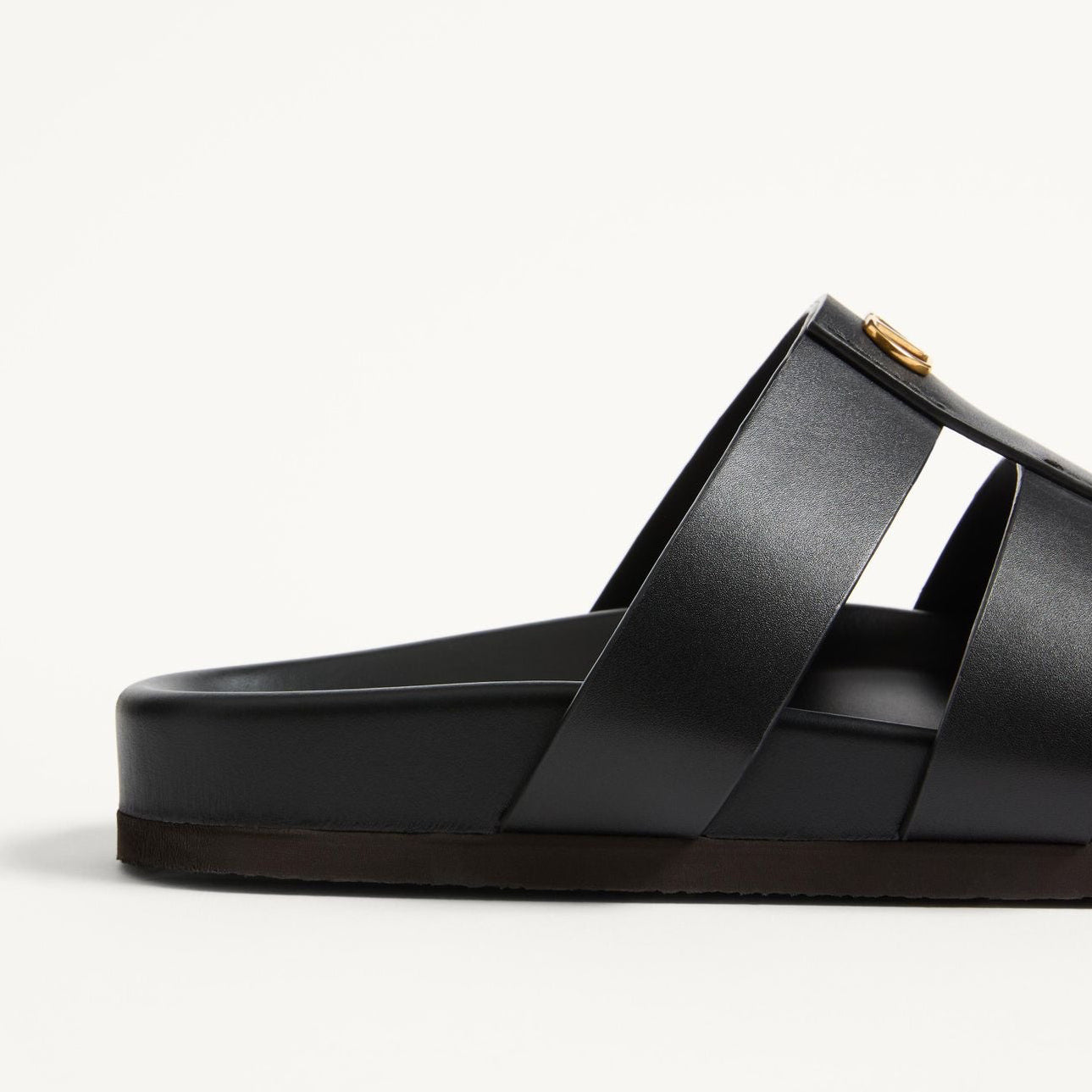 Мъжки чехли сандали Men’s studshield sandals Valentino Garavani 8Y2S0M95BEK0NO Black cropped view