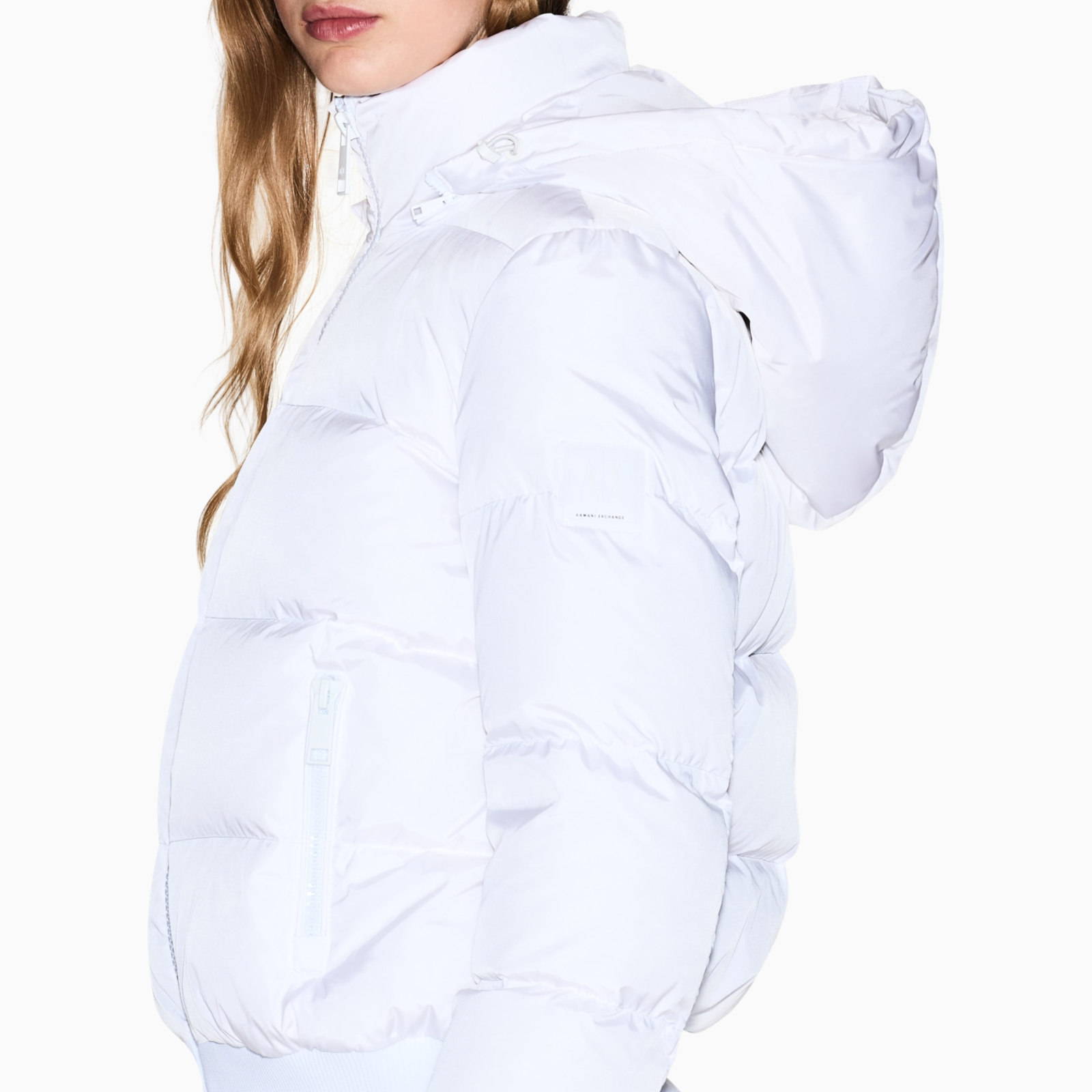 Дамско бяло пухено яке Armani Exchange Women Puffer Jacket XW000228 AF12286 Close-Up