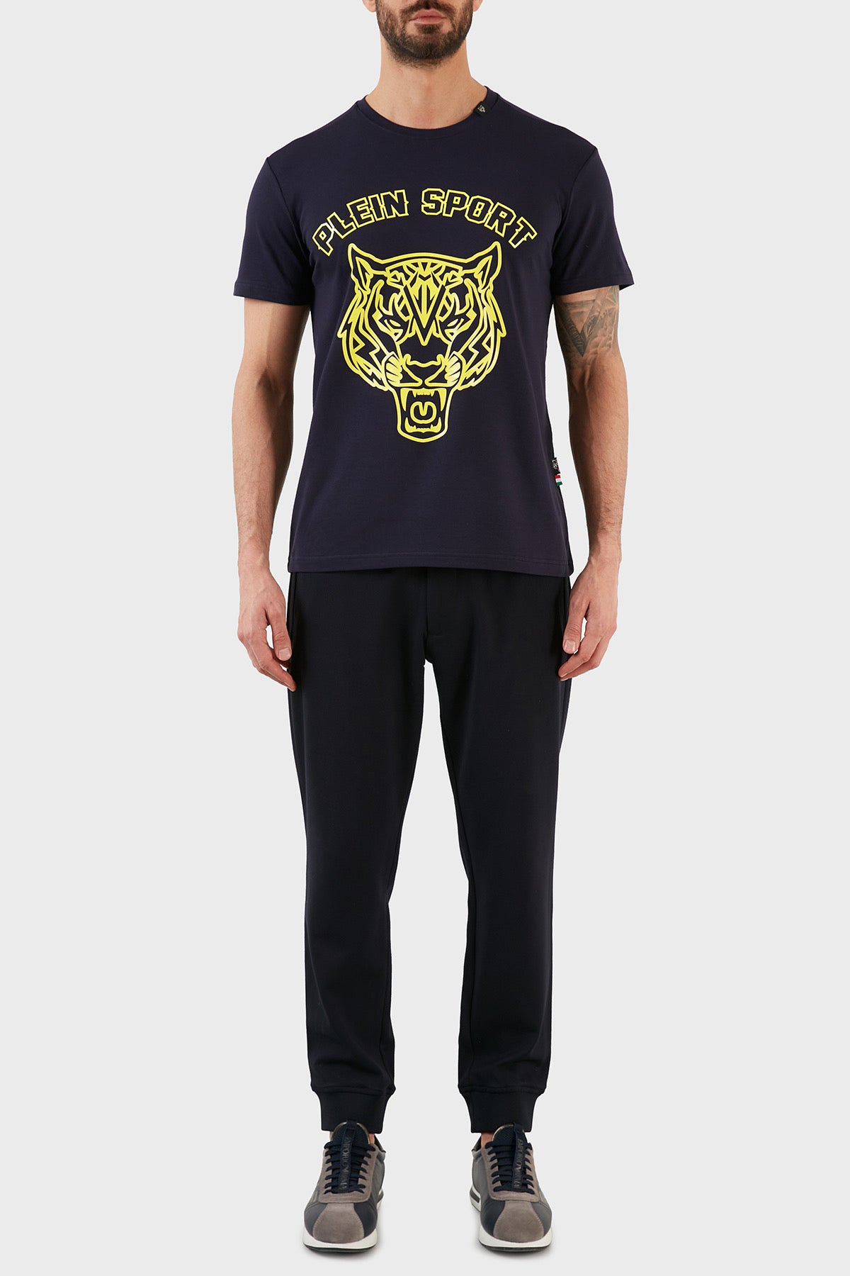 Мъжка тениска с къс ръкав в тъмно синьо Plein Sport TIPS113IT85
