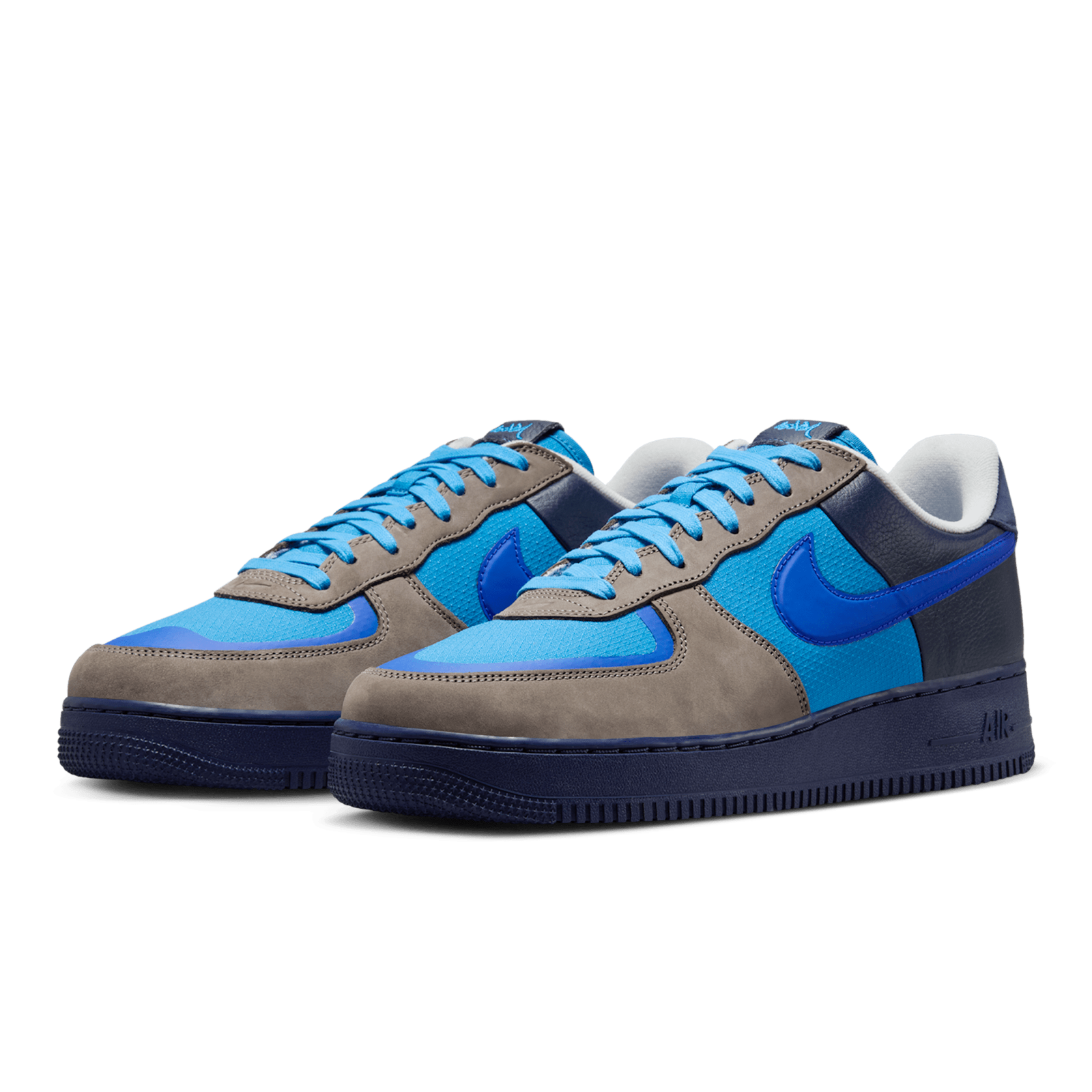 Nike Air Force 1 Low x Stash Sneakers