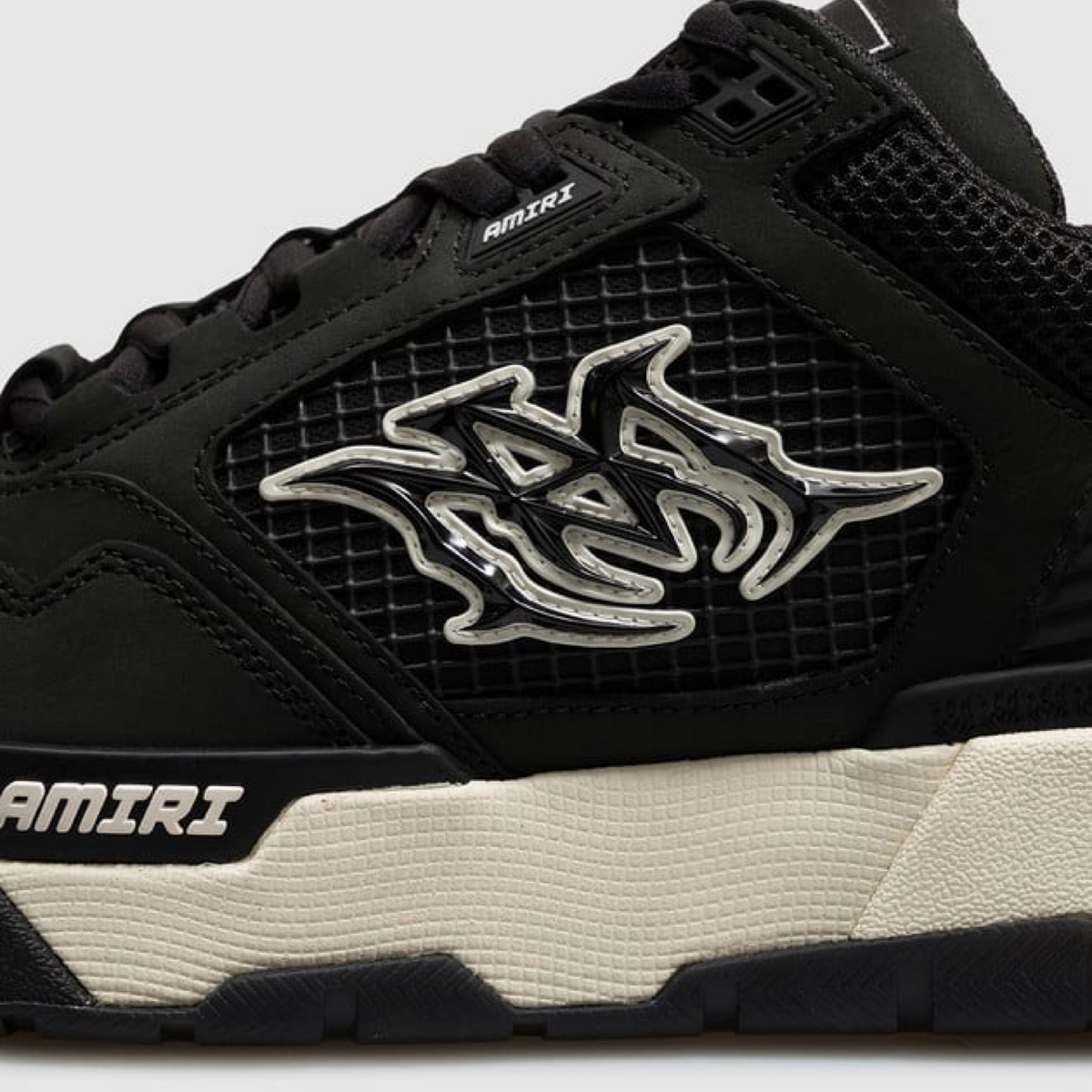 Amiri MA-94 Sneakers AM426SN013-0002 Close-Up