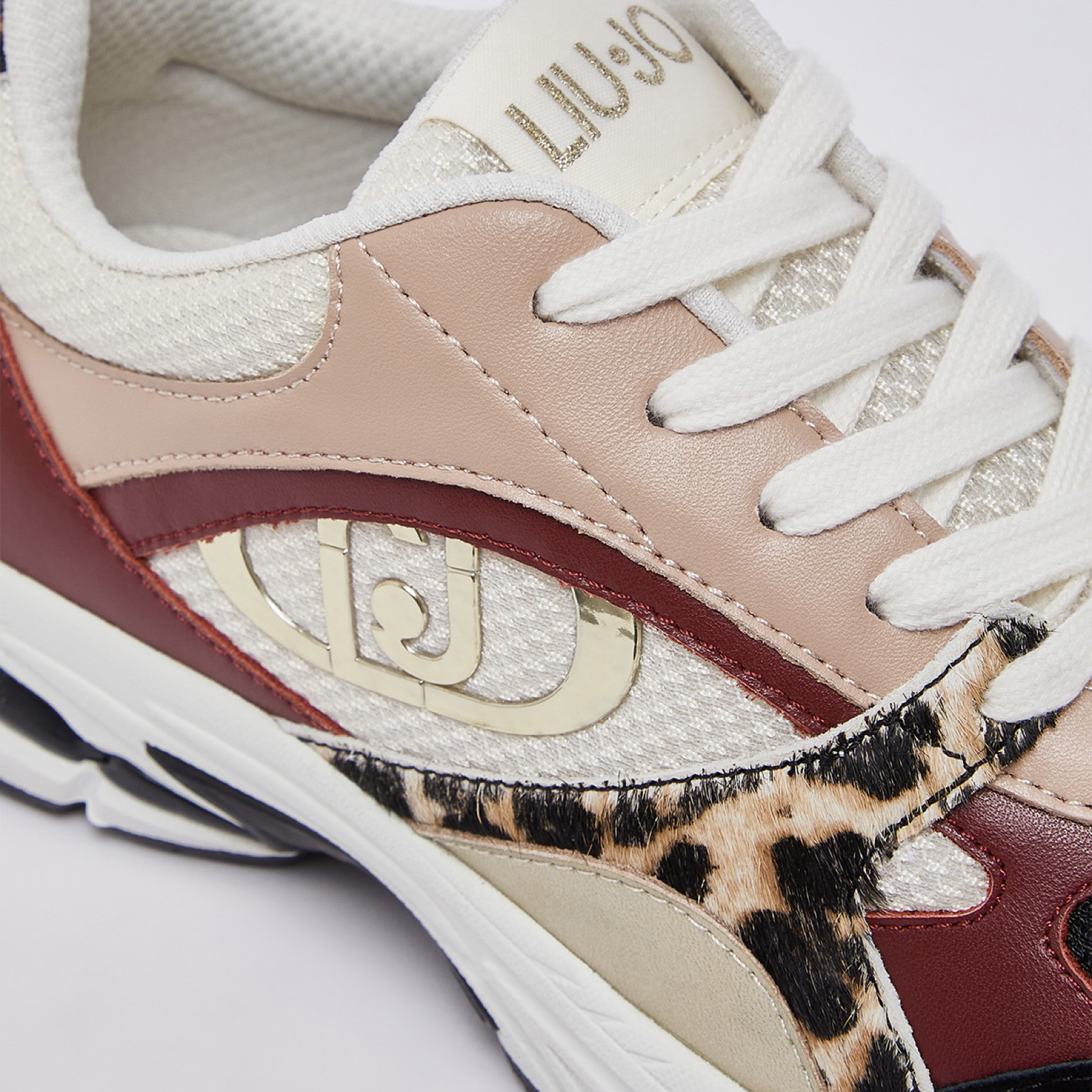 Дамски маратонки Liu Jo Trixie 01 Women Sneakers BF6063 PX935 S4219 Close-Up