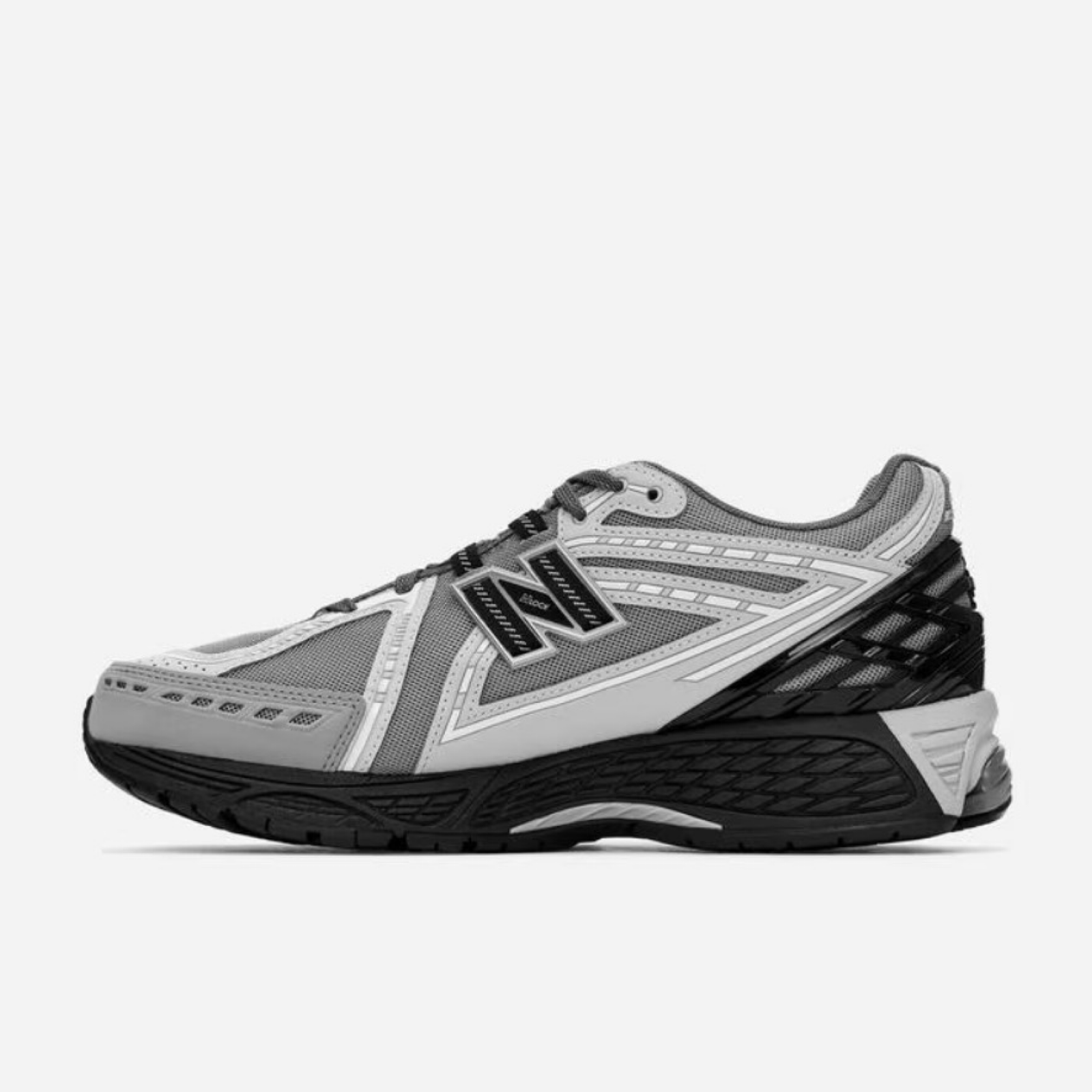 Мъжки маратонки New Balance M1906RLG Men Sneakers Medial View