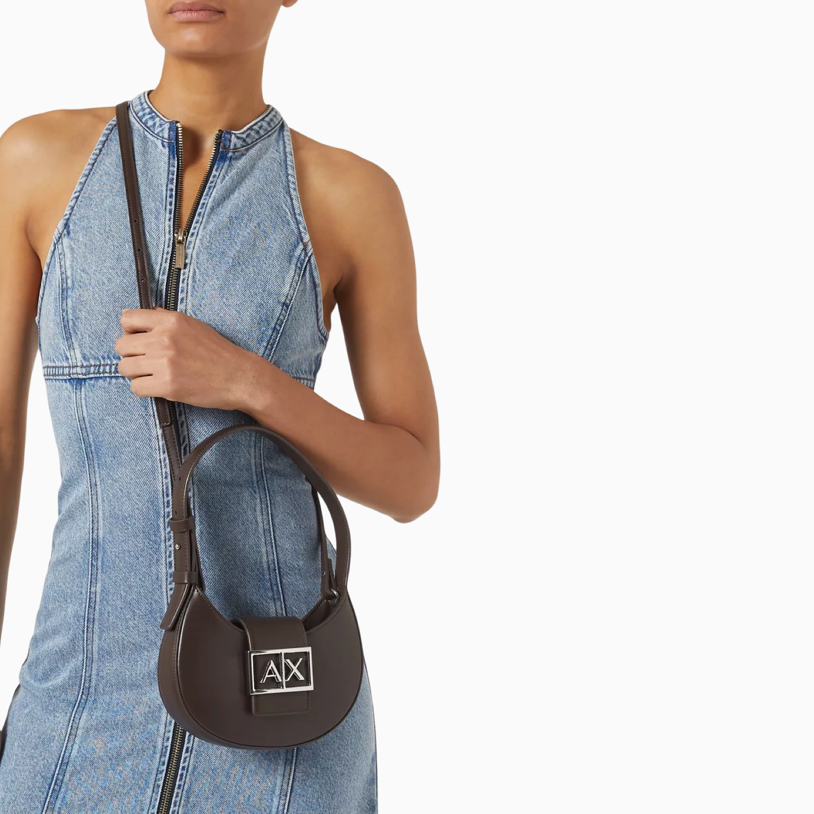 Дамска кафява чанта Armani Exchange Women Shoulder Bag XW002566 AF12039 U6018 Model View