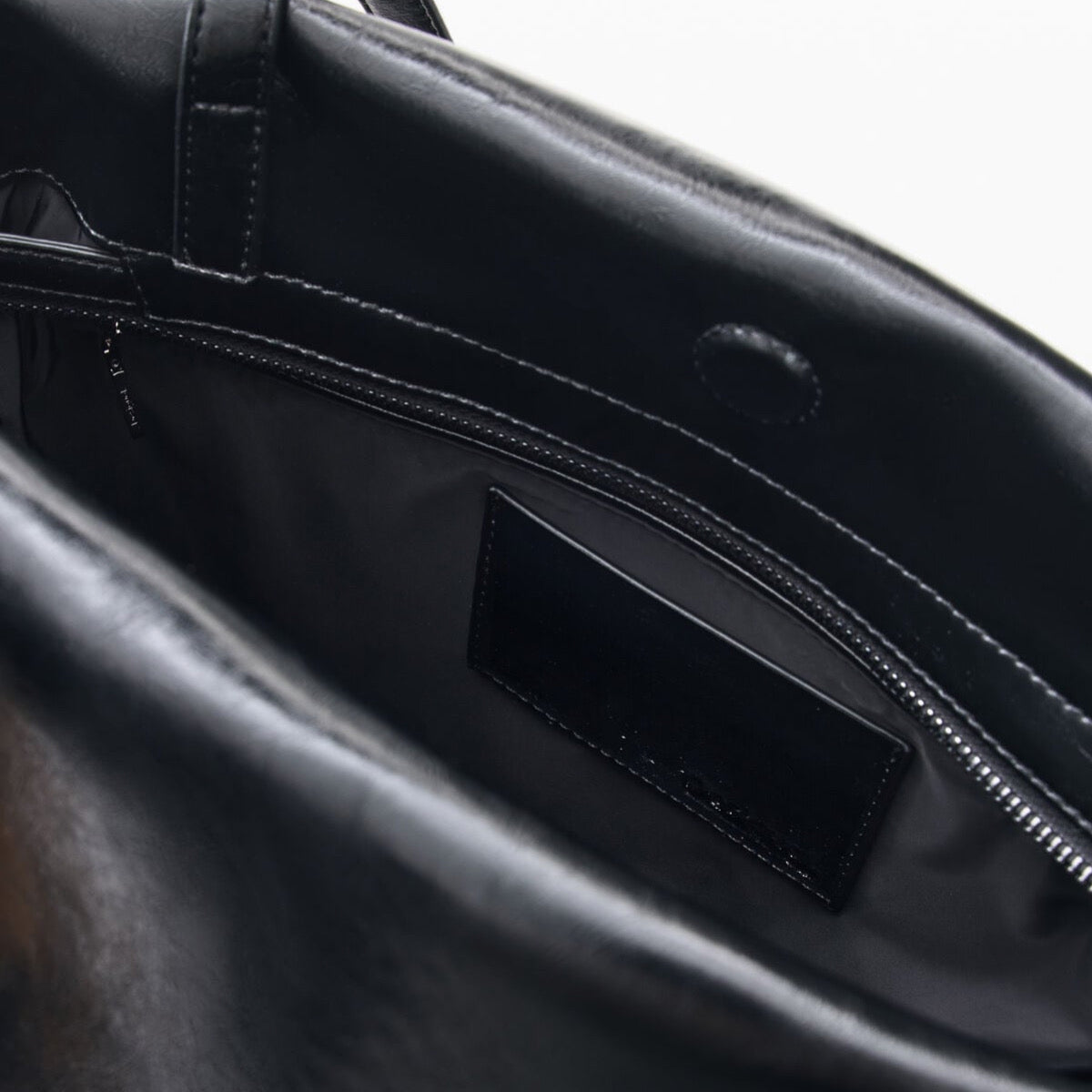 Дамска чанта Desigual women’s shopping bag 26WAXP04 2000 Inside view