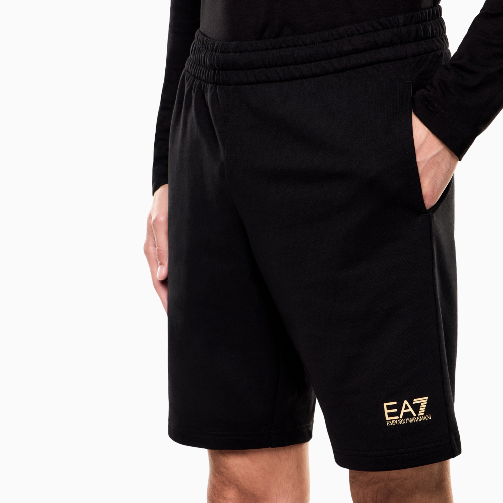 Мъжки черни къси панталони EA7 Emporio Armani Men Shorts 8NPS65 PJVRZ 0208 Close-Up