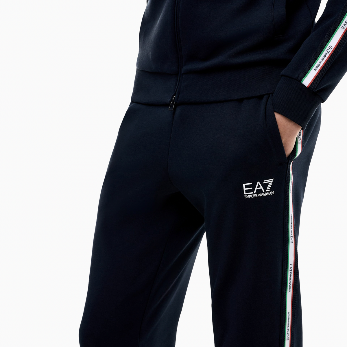 Мъжки екип EA7 Emporio Armani Italian Spirit Men Tracksuit 7M001867AF12660-UB102 Close-Up