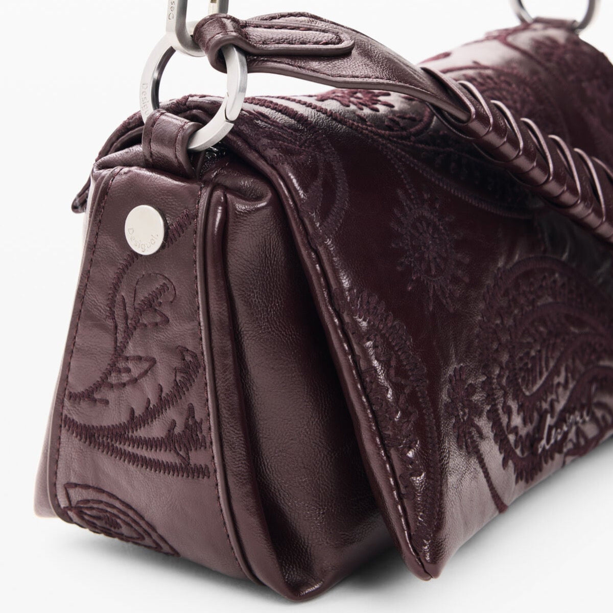 Дамска чанта Desigual women’s crossbody bag 26WAXPAA 3006 Close-up