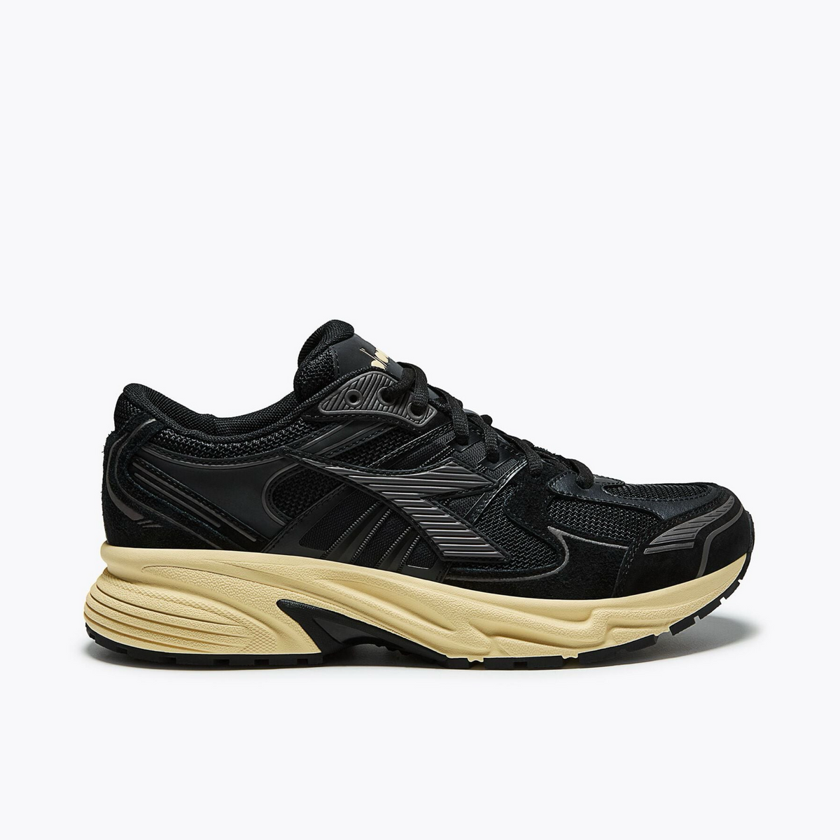 Мъжки маратонки Diadora Mythos Star Men Sneakers 501.181239 C0097 Lateral View