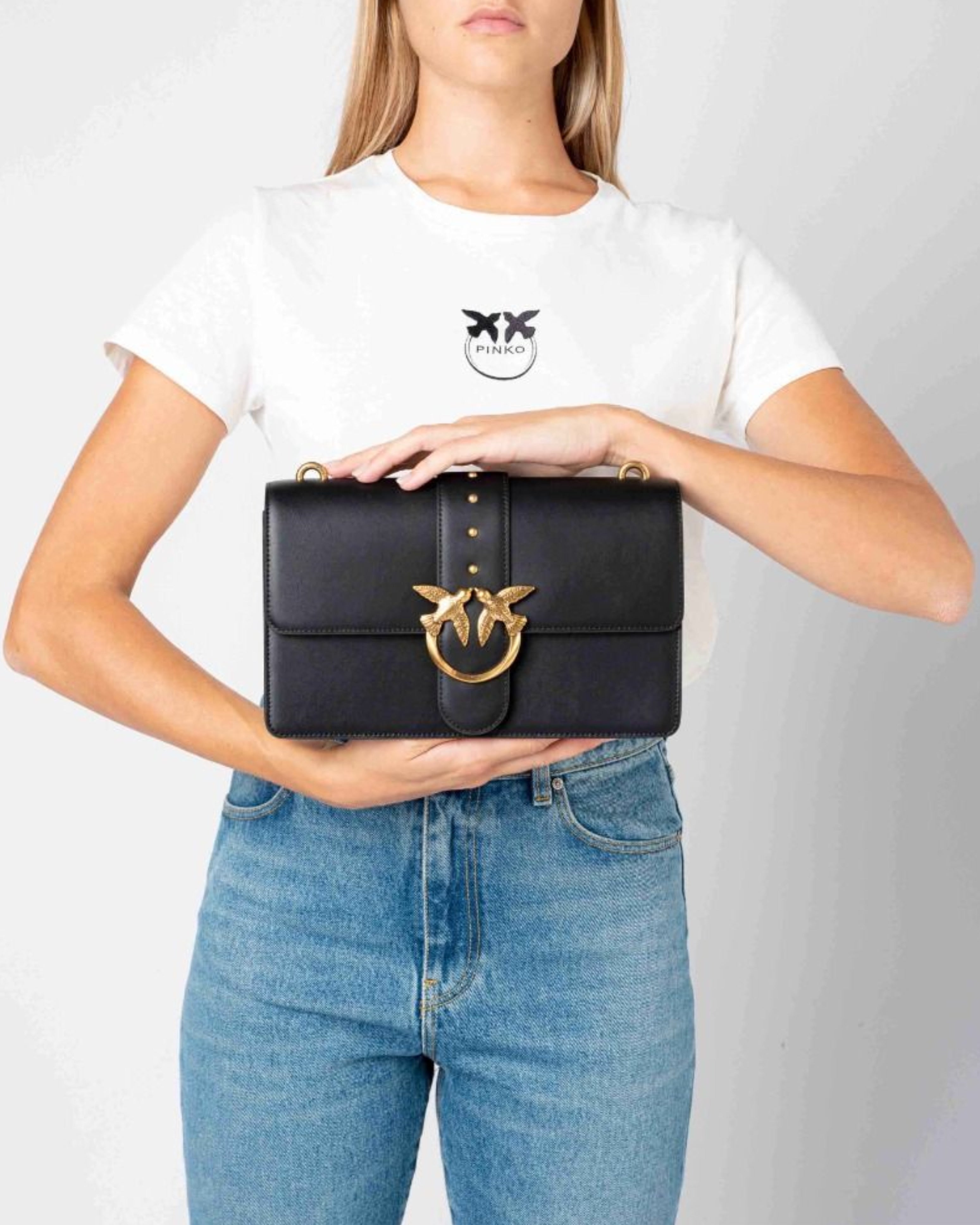 Дамска чанта Women’s shoulder bag Pinko
105857A0F1Z99Q Black