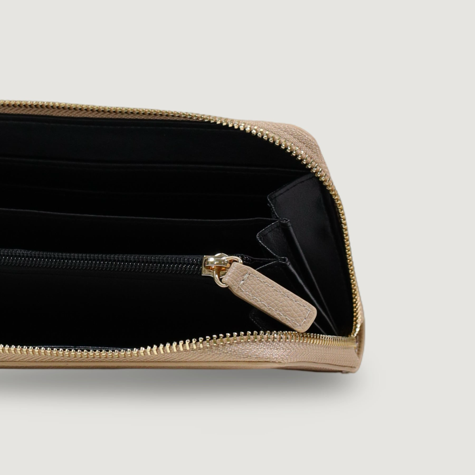 Дамско бежово портмоне Replay Women Wallet FW5382.000.A0515C Inside View