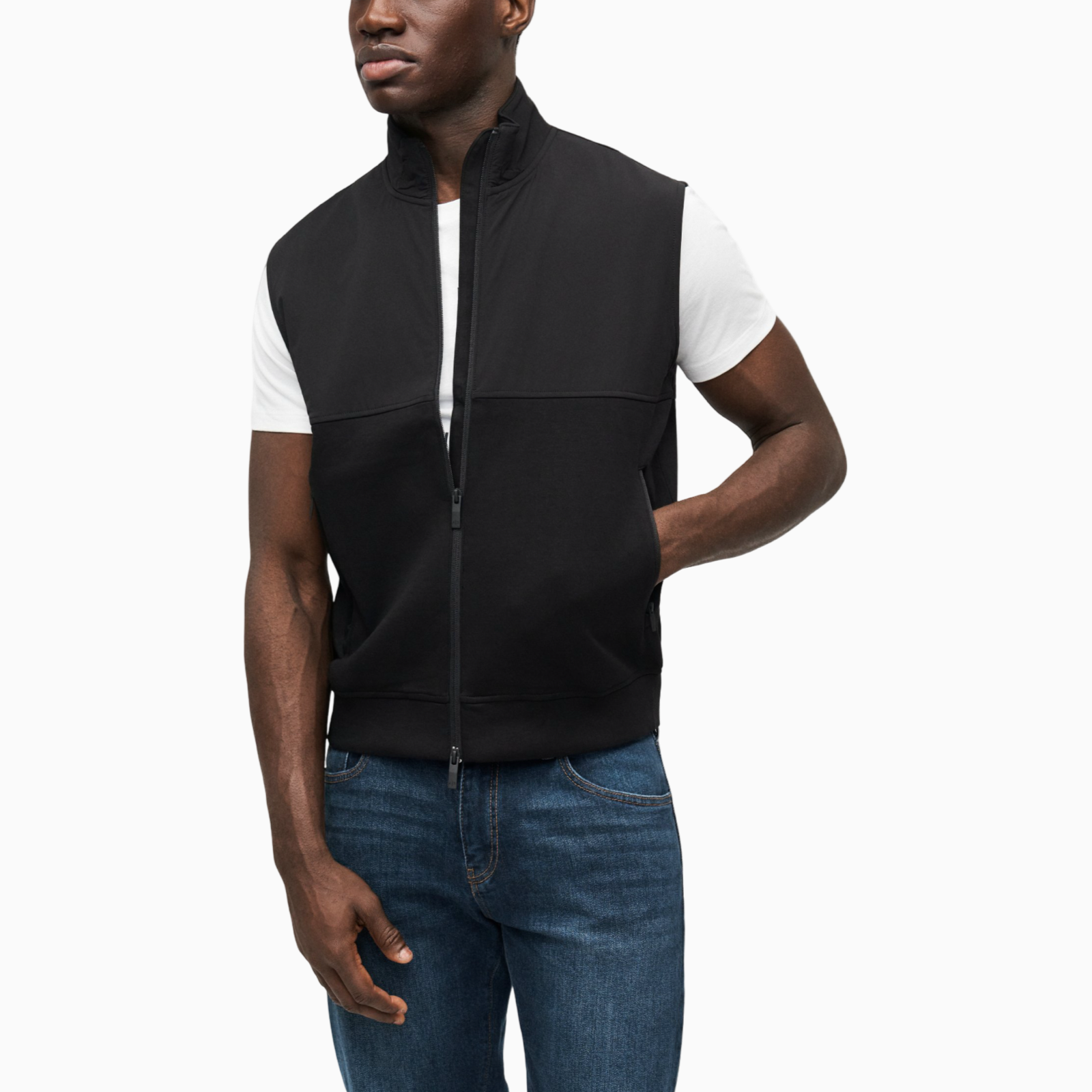 Мъжки черен елек Armani Exchange Men Gilet XM001565 AF10818 UC001 Front View