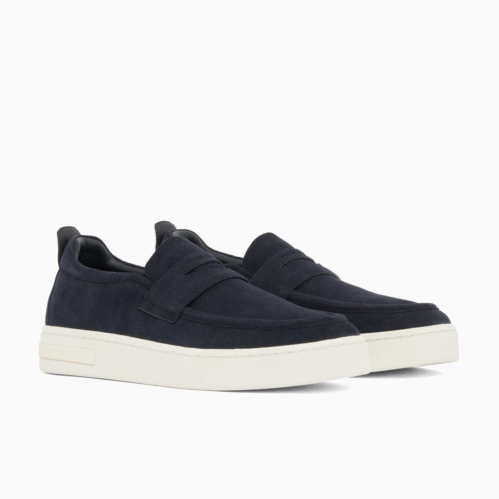 Мъжки мокасини Men’s loafers Armani Exchange
XM002632 AF19687 ZB004 Dark Blue angled view