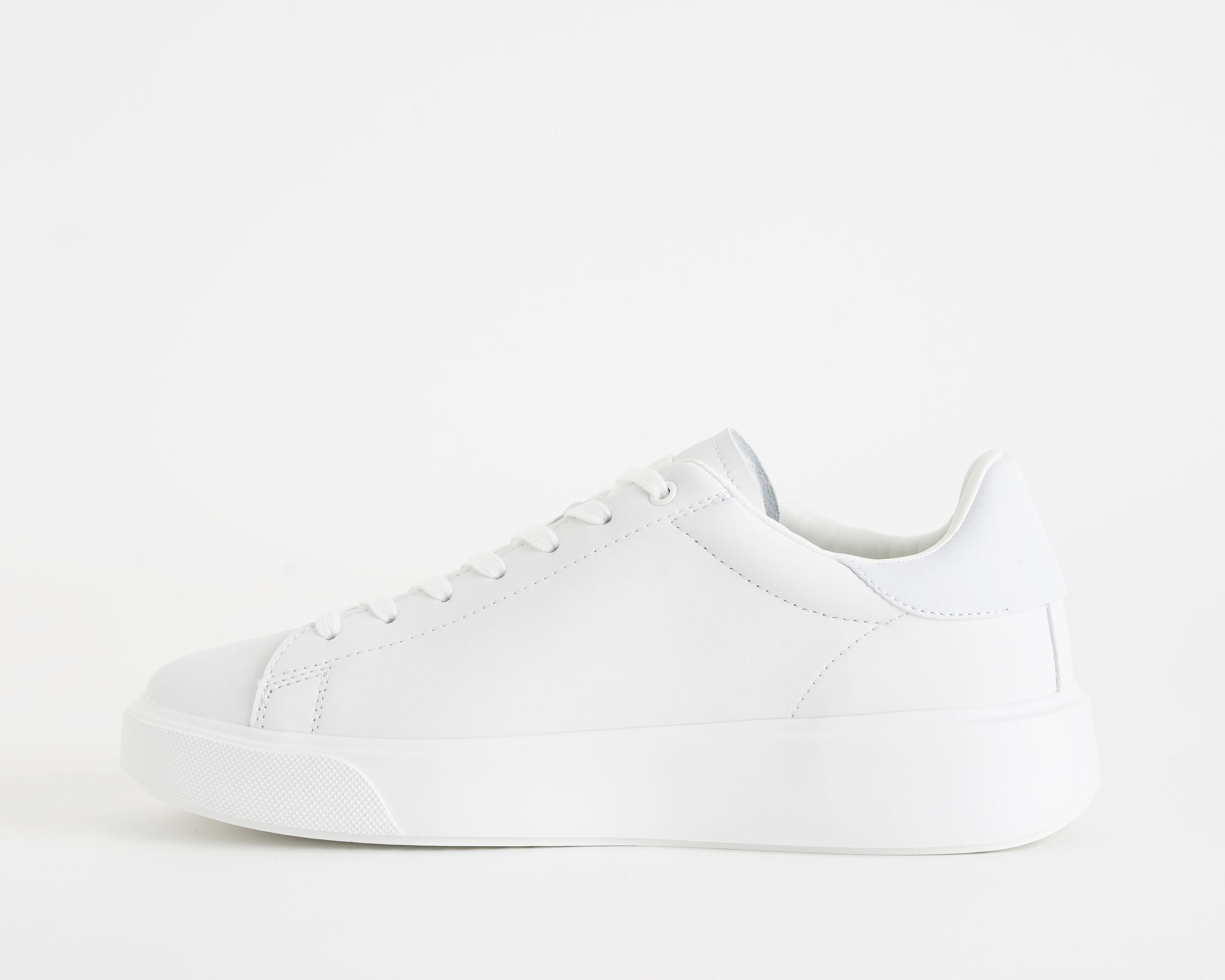 Мъжки кецове Men’s sneakers Blauer
F6BUCK14LEA White medial view