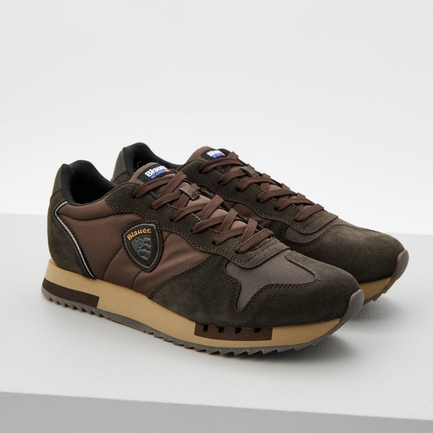 Мъжки маратонки Men’s sneakers Blauer
F6QUEENS05MES Brown