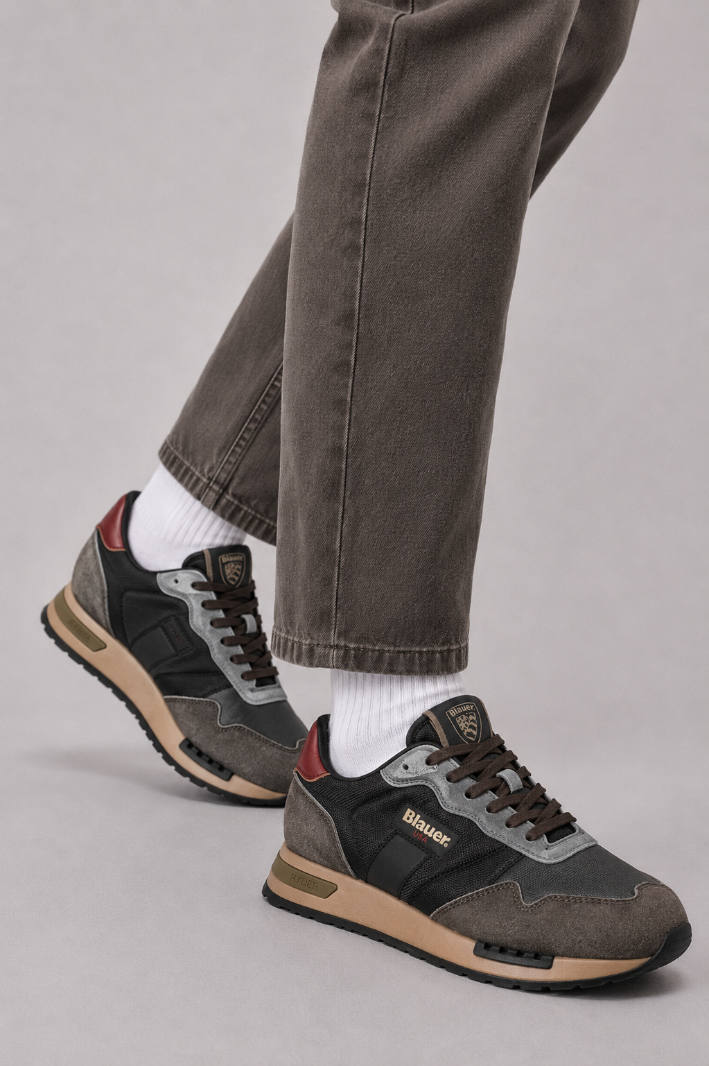 Мъжки маратонки Men’s sneakers Blauer
F6RYDER01NYN Black / Gray / Brown