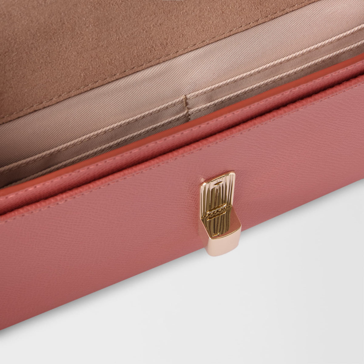 Women’s clutch bag Furla Iride WE00913_ARE000_1007_4898S Rosewood inside view