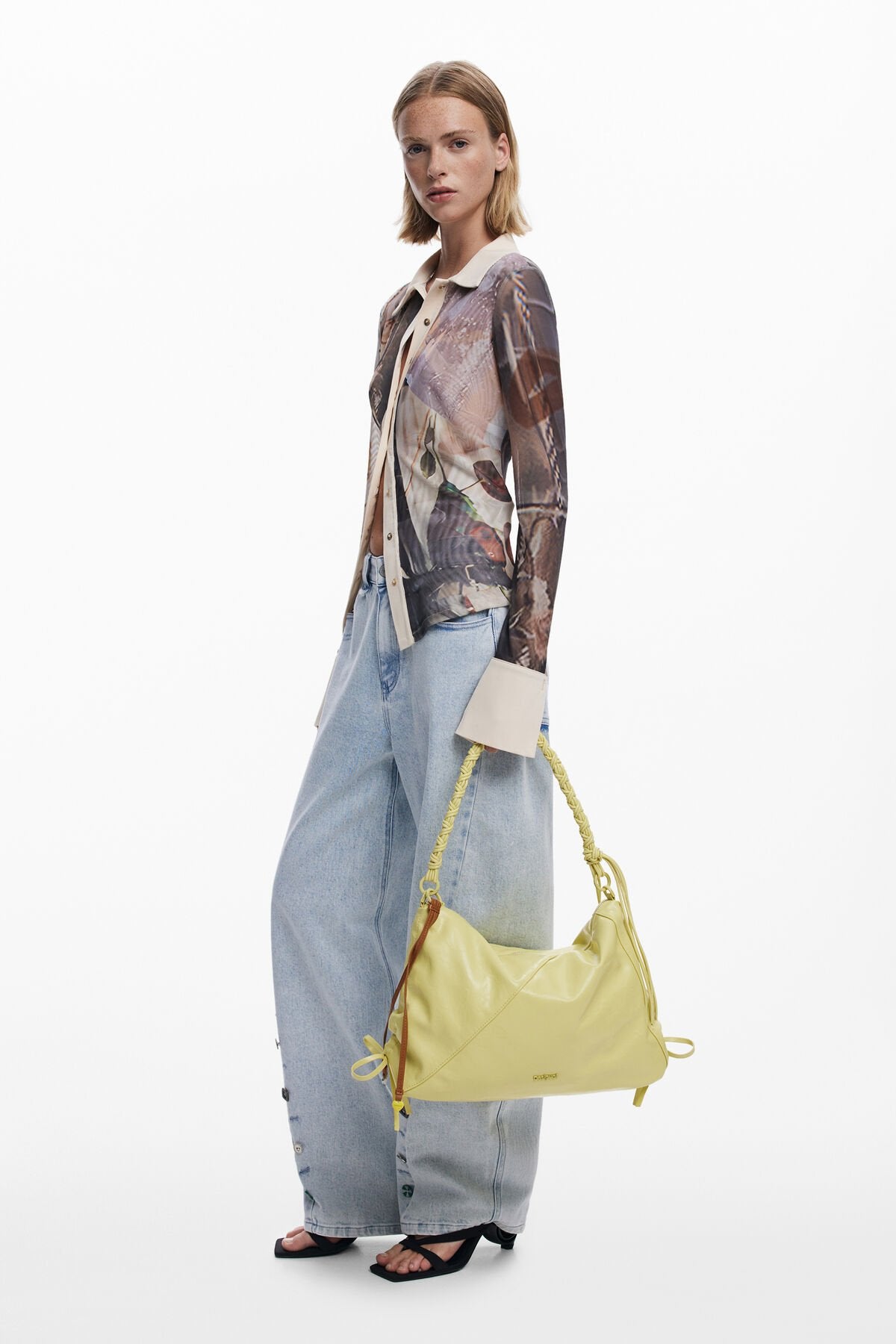 Дамска чанта Women’s handbag Desigual
25WAXPCV4013U Yellow head to toe view