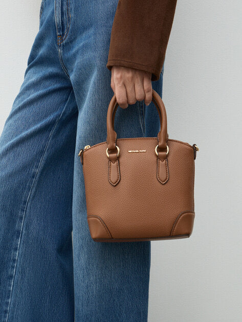 Дамска чанта Women’s handbag Michael Kors Murphy 30R6G1WM5V230 Brown lifestyle view