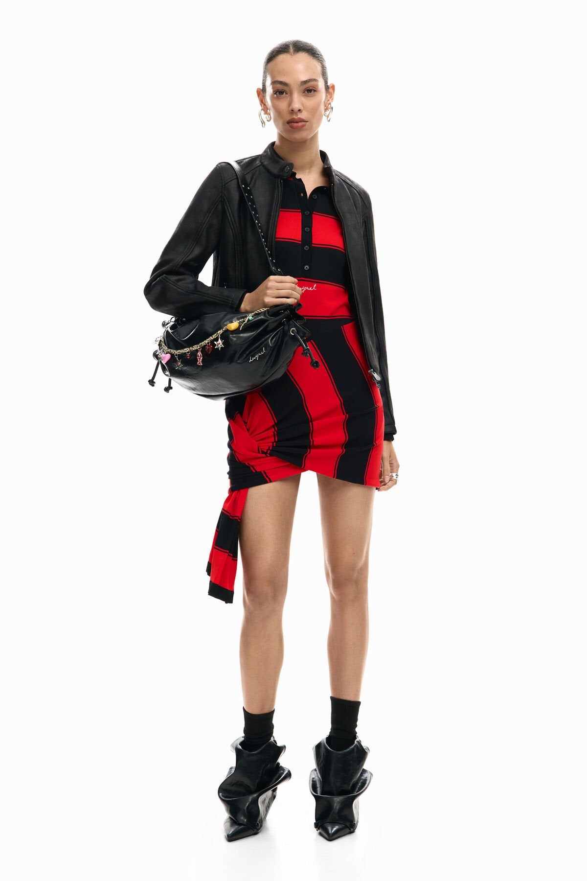 Дамско кожено яке Women’s leather jacket Desigual 26SWEW102000 Black head to toe view