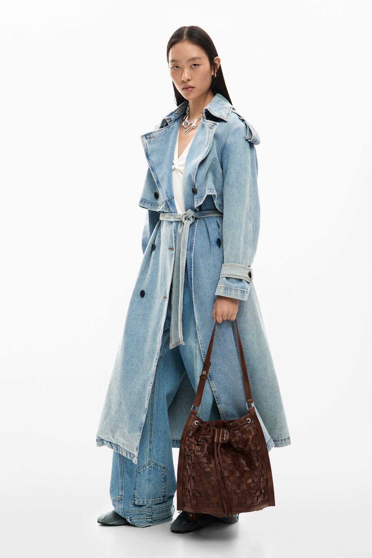 Дамска раница Women’s rucksack Desigual
26SAKP14 6064 Brown head to toe view