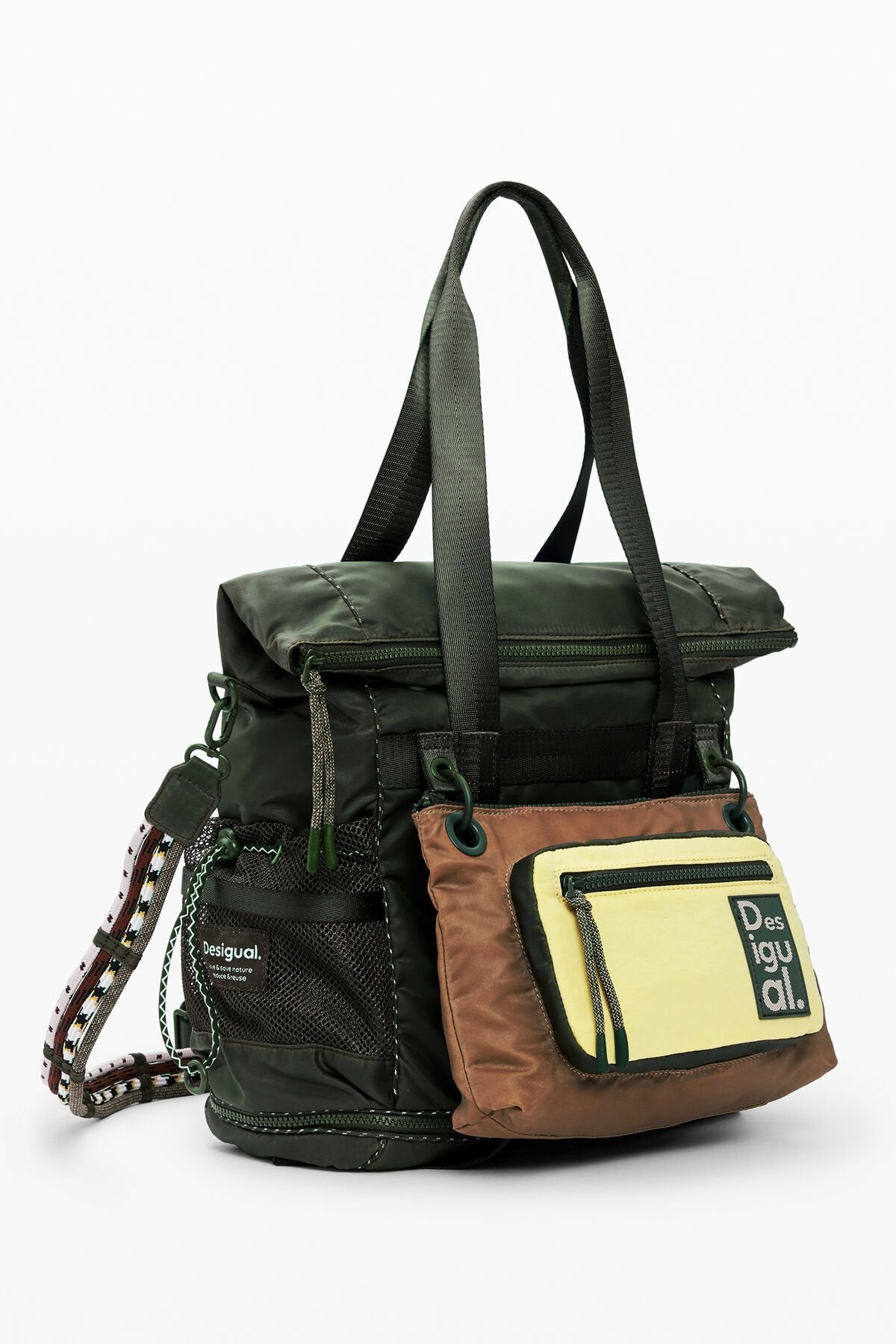 Дамска раница Women’s rucksack Desigual
26SAKY06 4002 Dark Green angled view