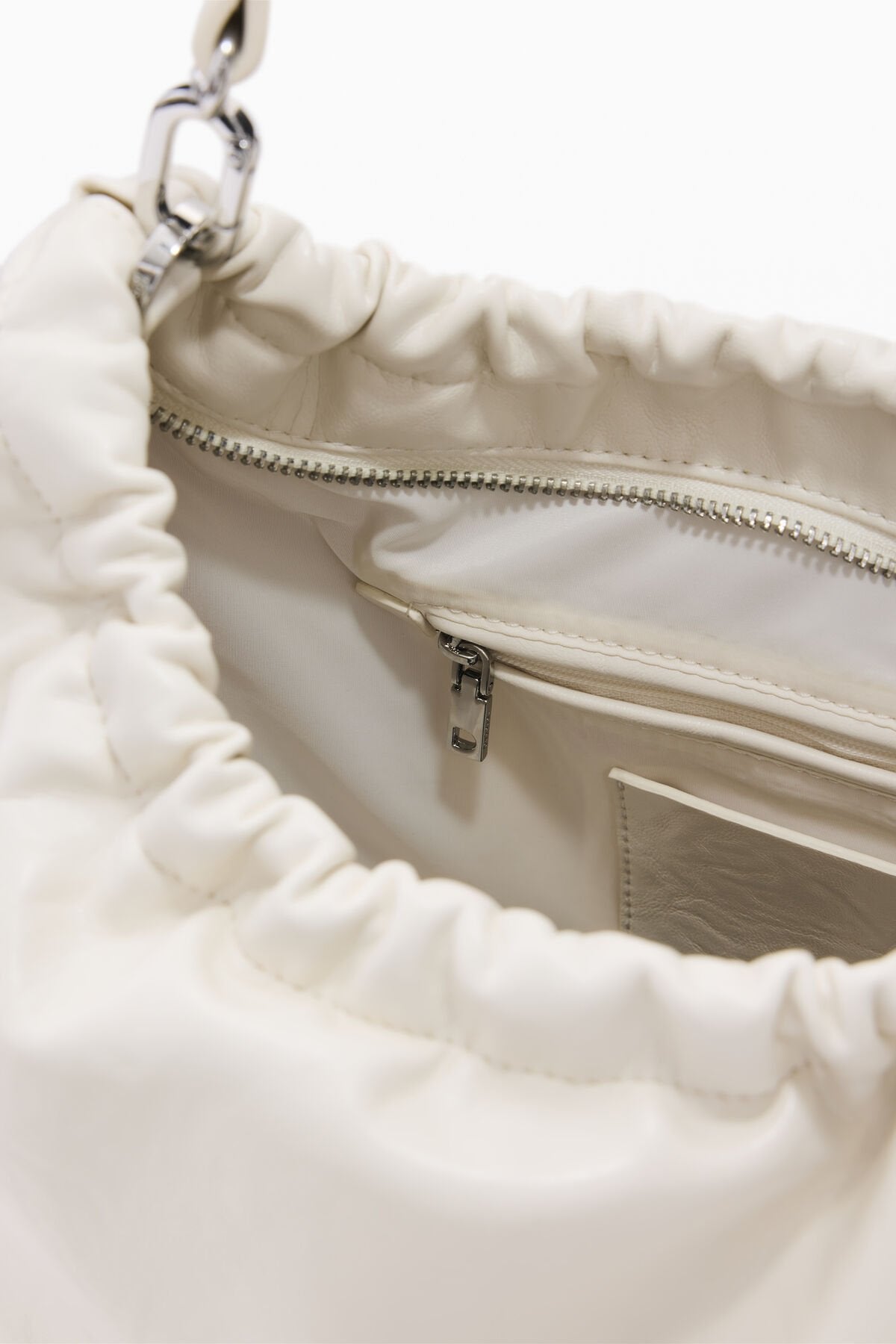 Дамска чанта Women’s shoulder bag Desigual
26SAXP73 1008 White inside view