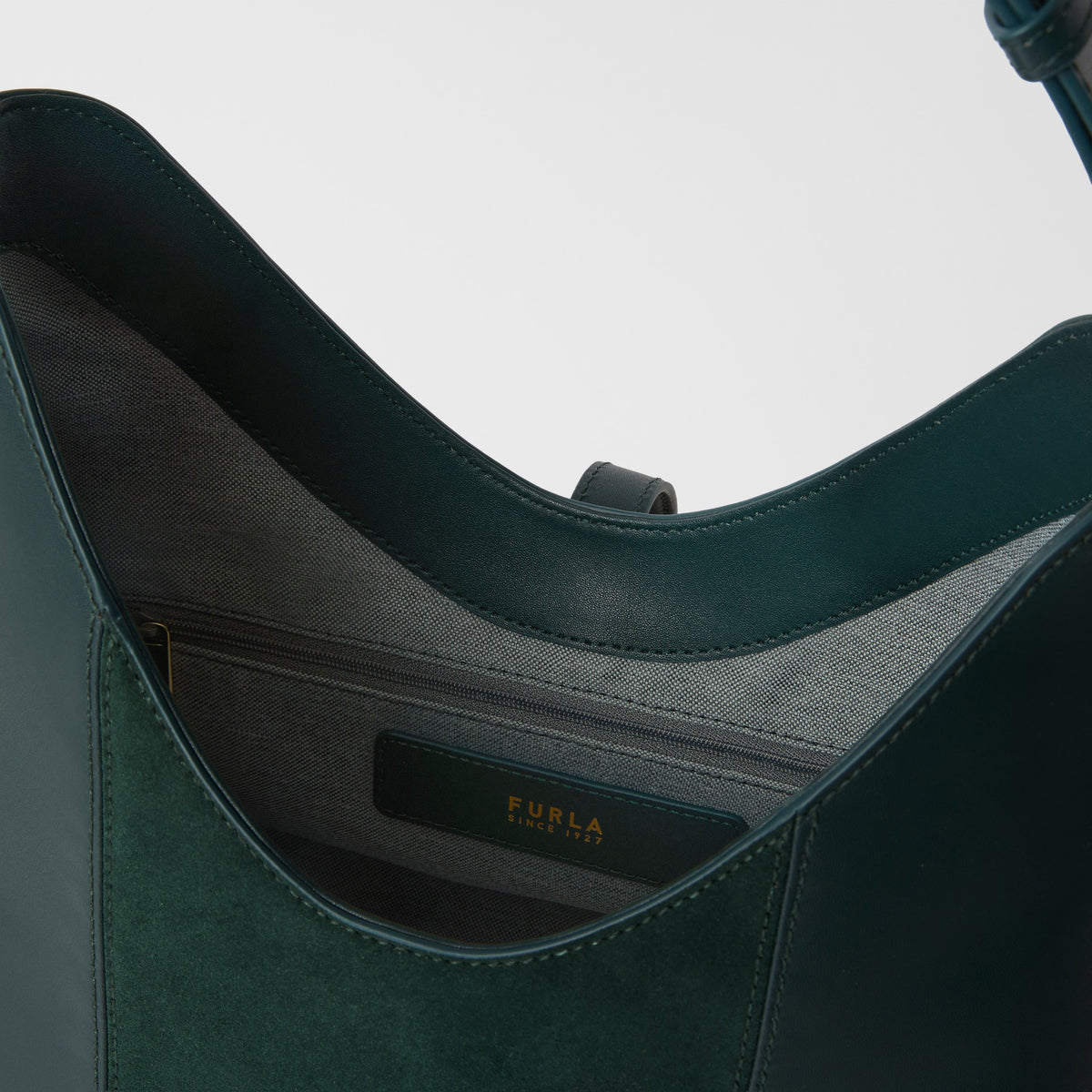 Women’s shoulder bag Furla Goccia M
SKU: WB01499_BX3158_1007_5137S Toni Dark Forest inside view