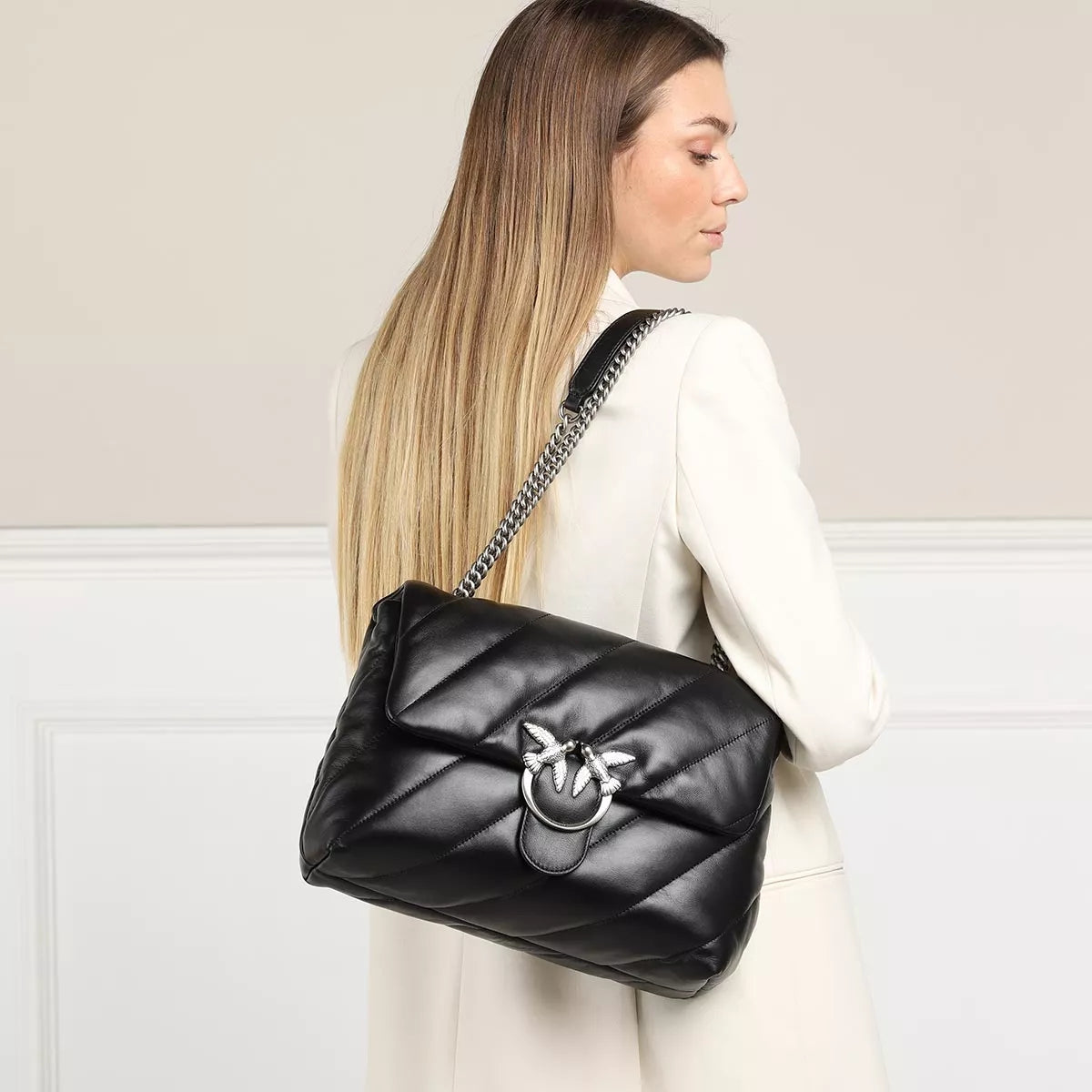 Дамска чанта Women’s shoulder bag Pinko Love Big Puff1 00037 A0F2 Z99 Black lifestyle view