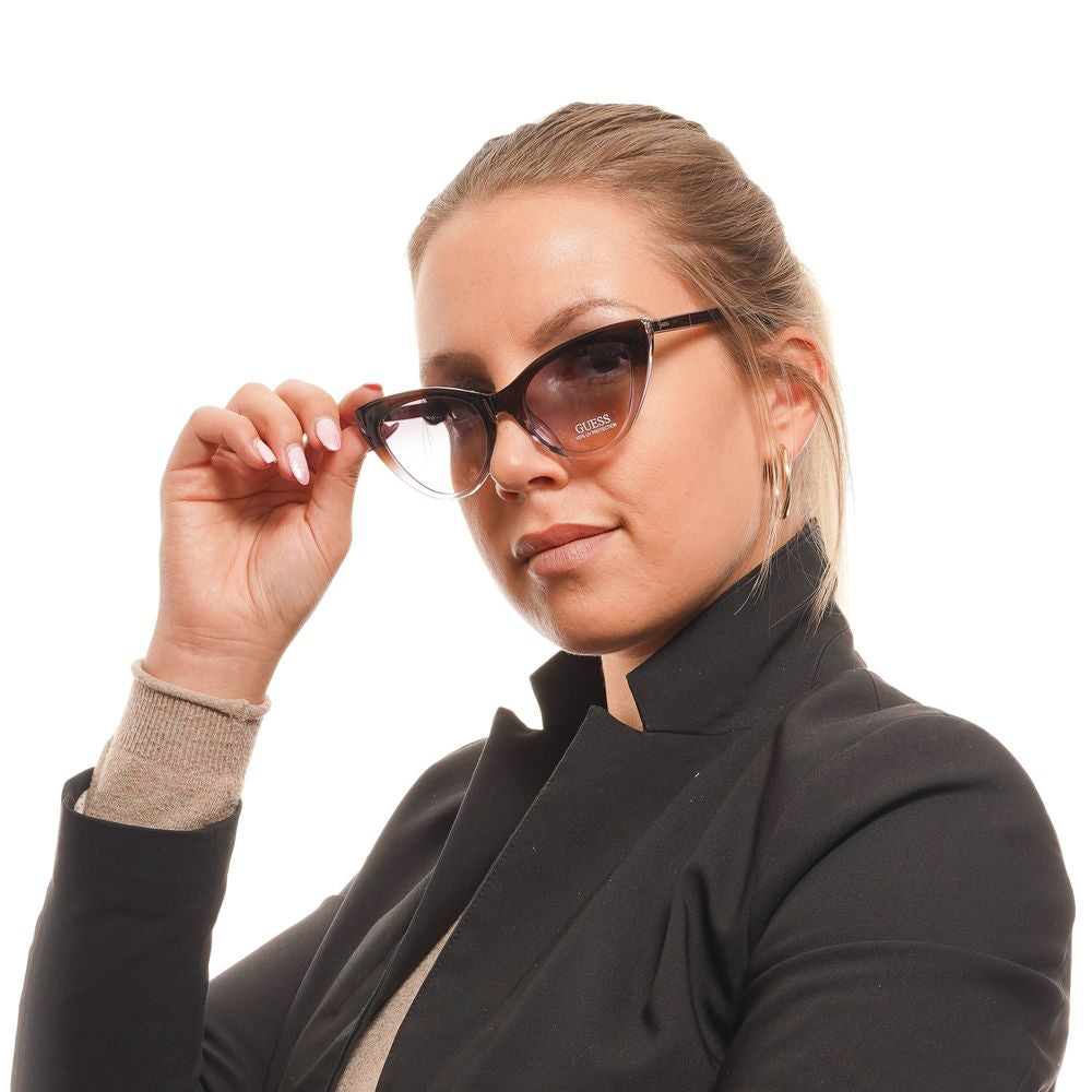 Дамски слънчеви очила Women’s sunglasses Guess GF6147 92B lifestyle view