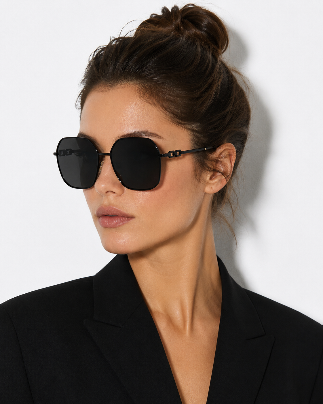 Дамски слънчеви очила Women’s sunglasses VICTORIA BECKHAM VB232S 001 Black front view