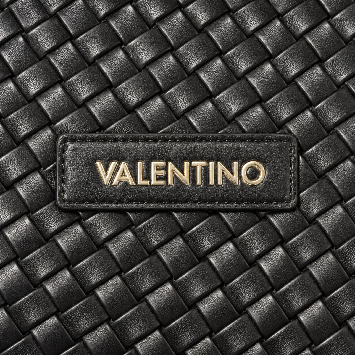 Women's crossbody bag Mario Valentino Shantel VBS8Y617 logo detail view
