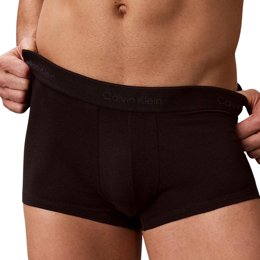 Мъжки боксерки Calvin Klein Men 3-Pack Boxers NB4389 40I Close-Up