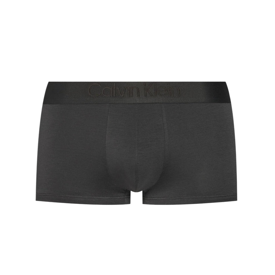 Мъжки боксерки Calvin Klein Men 3-pack Boxers 000NB3651A Front View