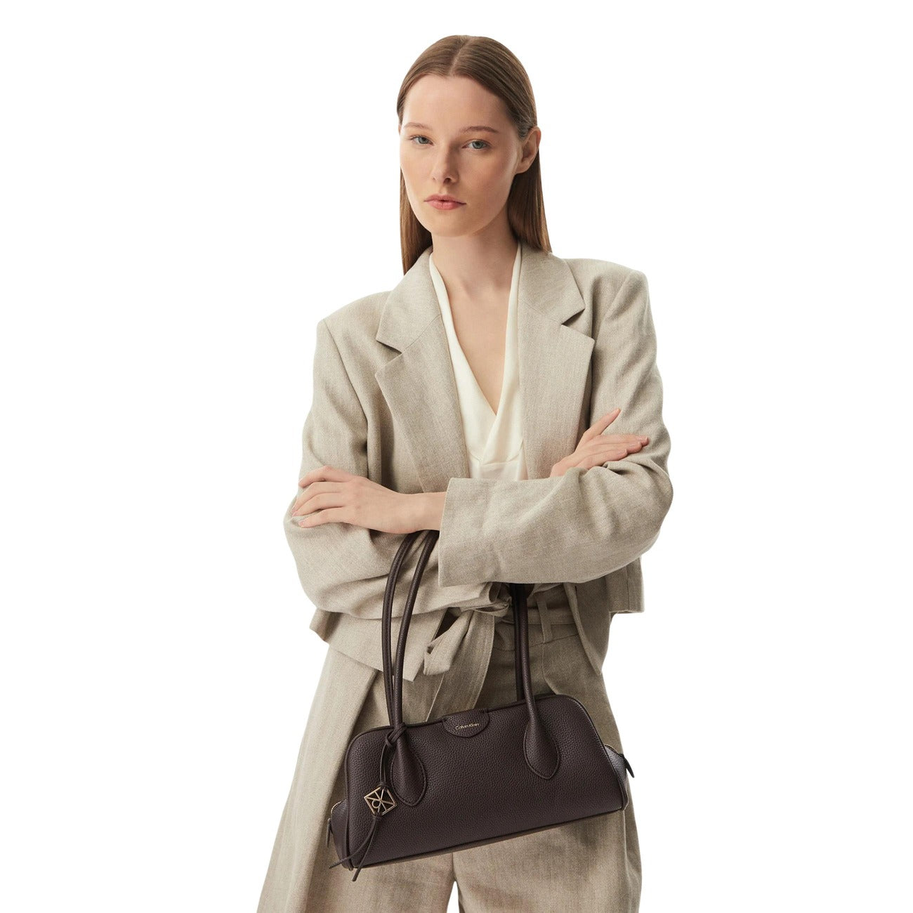 Дамска чанта Calvin Klein Women Handbag LV04F3743G BAL Model View