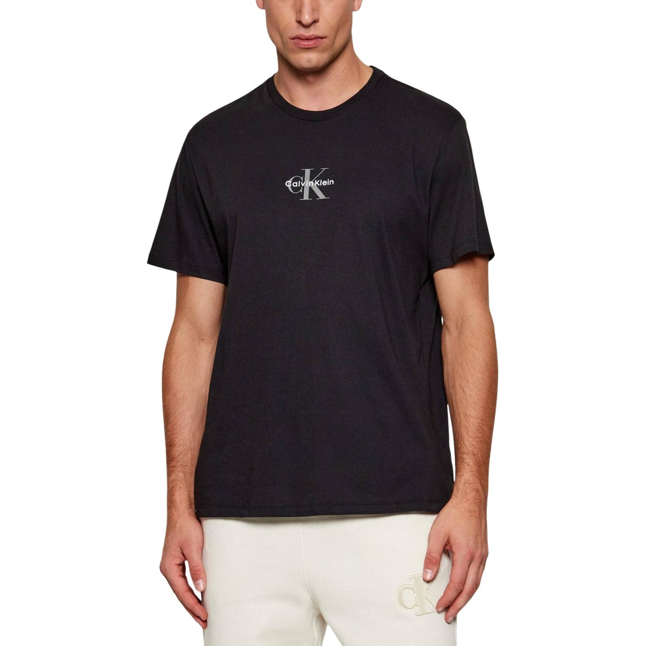 Мъжка черна тениска Calvin Klein Jeans Men T-shirt LV04RB866G UB1 Front View