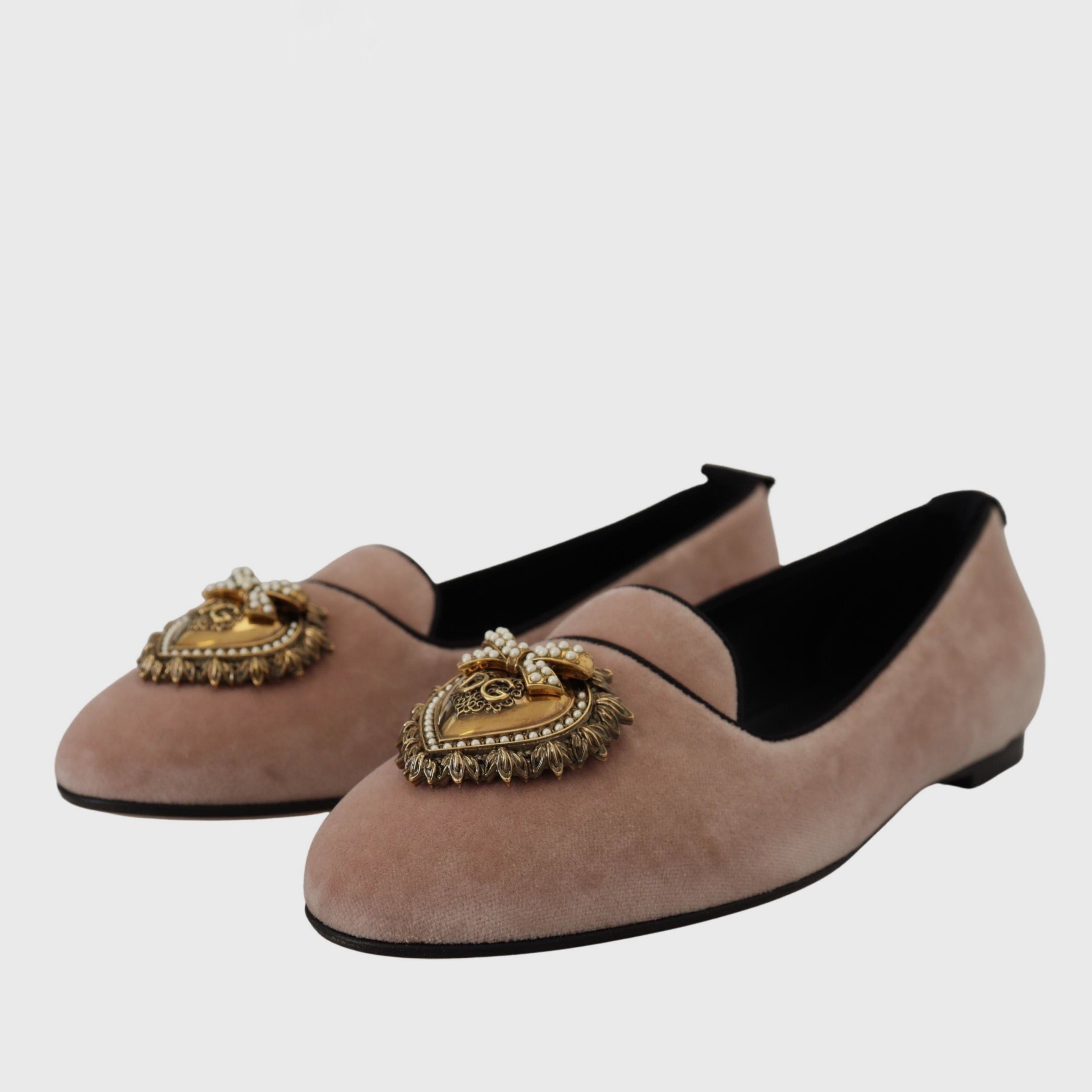 Дамски луксозни кадифени мокасини лоуфъри в розово DOLCE & GABBANA
Women’s Luxury Pink Velvet Devotion Loafers 