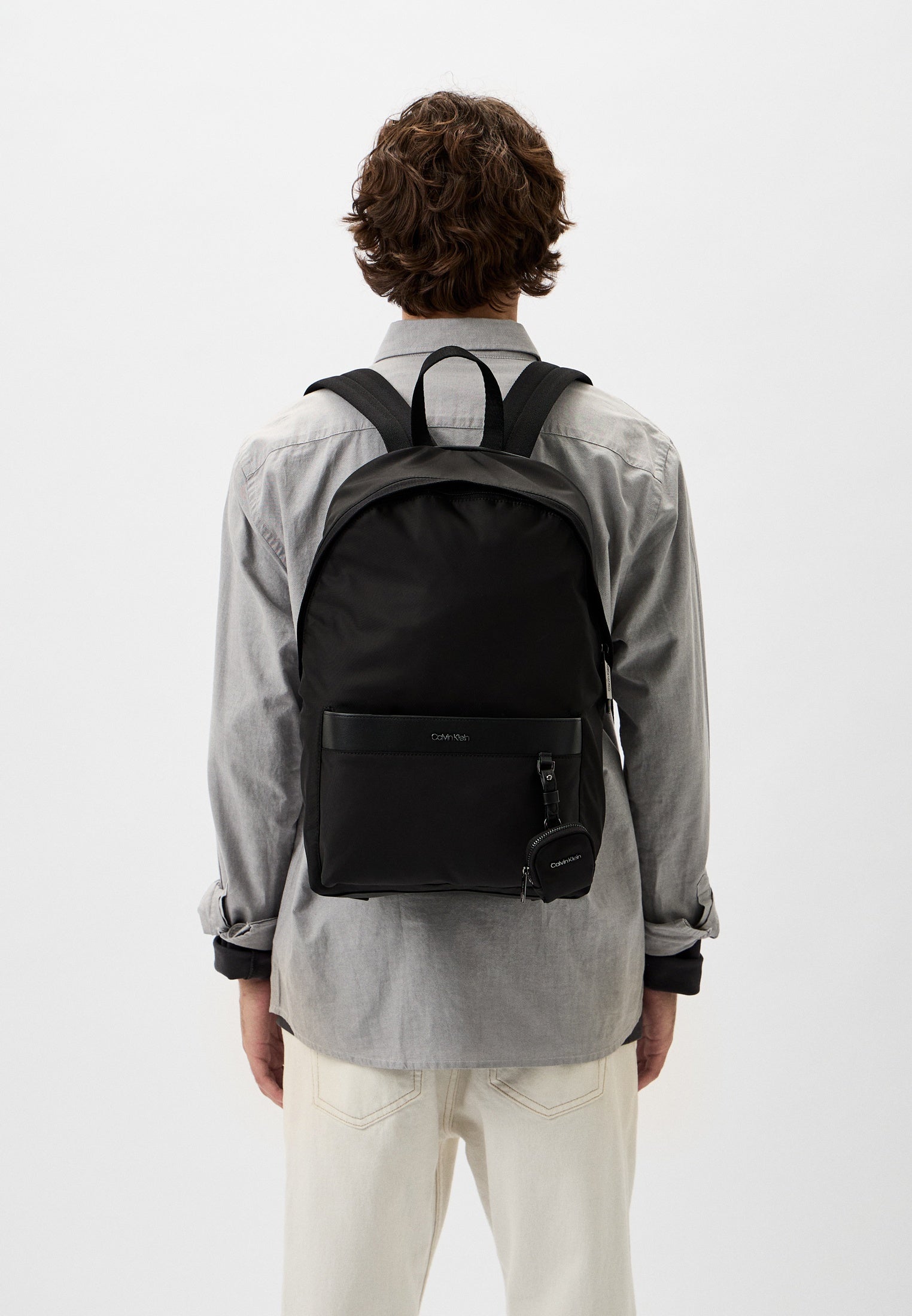 Мъжка раница Men’s rucksack Calvin Klein
K50K512115 Black lifestyle view