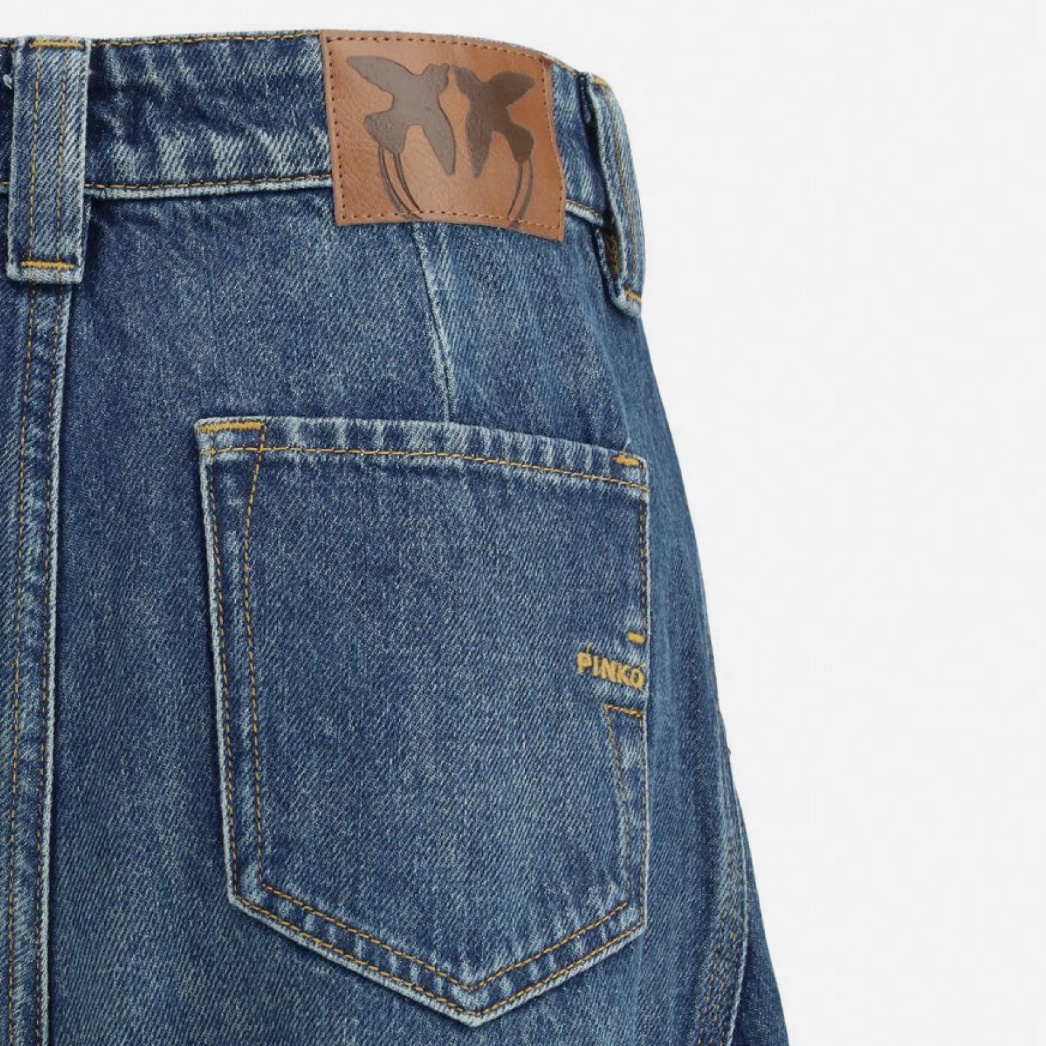 Дамски дънки Women’s Balloon jeans PINKO
105680 A2TX PJZ Blue